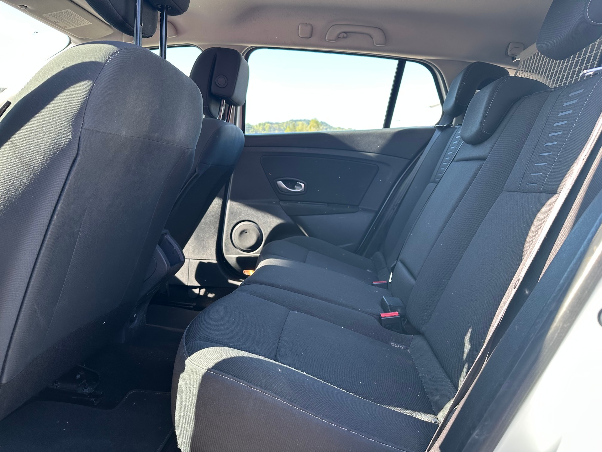 RENAULT Mégane Grandtour 1.5 dCi Expression-image-6