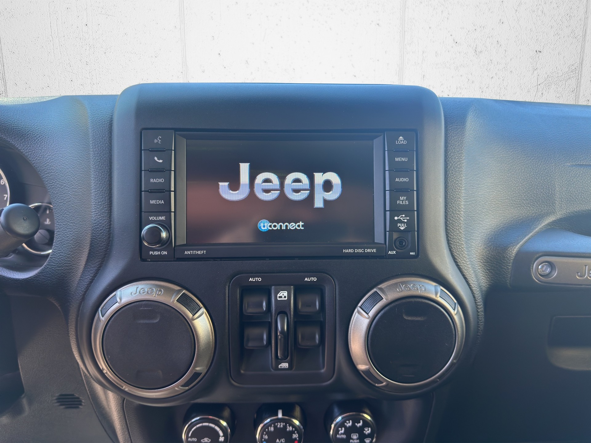 JEEP Wrangler 3.6 Unlimited Golden Eagle Automatic hardtop-image-13