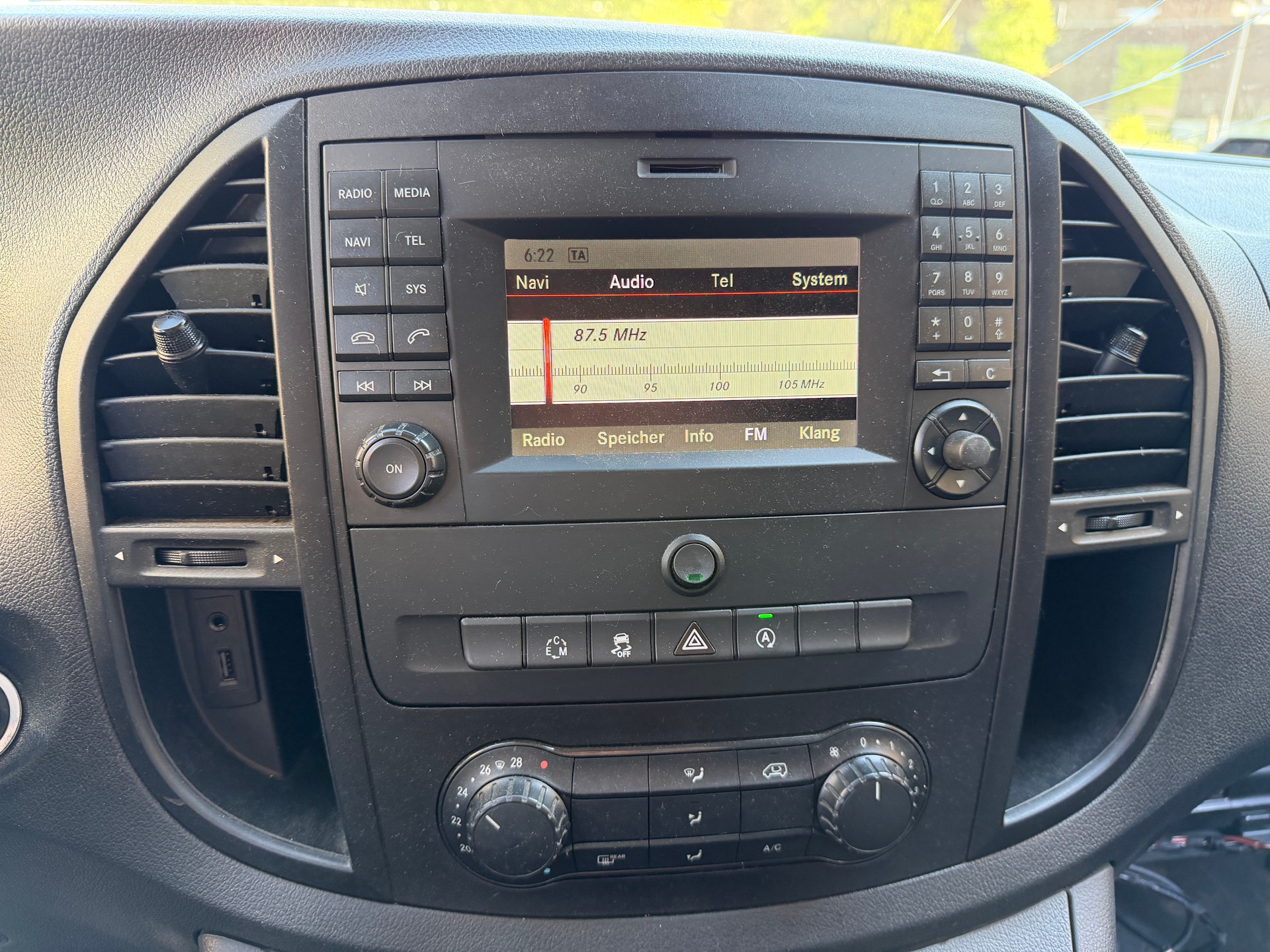 MERCEDES-BENZ Vito 119 BlueTEC L 4Matic 7G-Tronic Euro 6-image-9