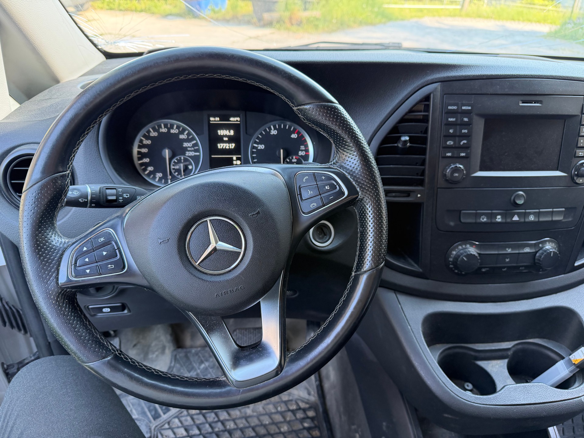 MERCEDES-BENZ Vito 119 BlueTEC L 4Matic 7G-Tronic Euro 6-image-8