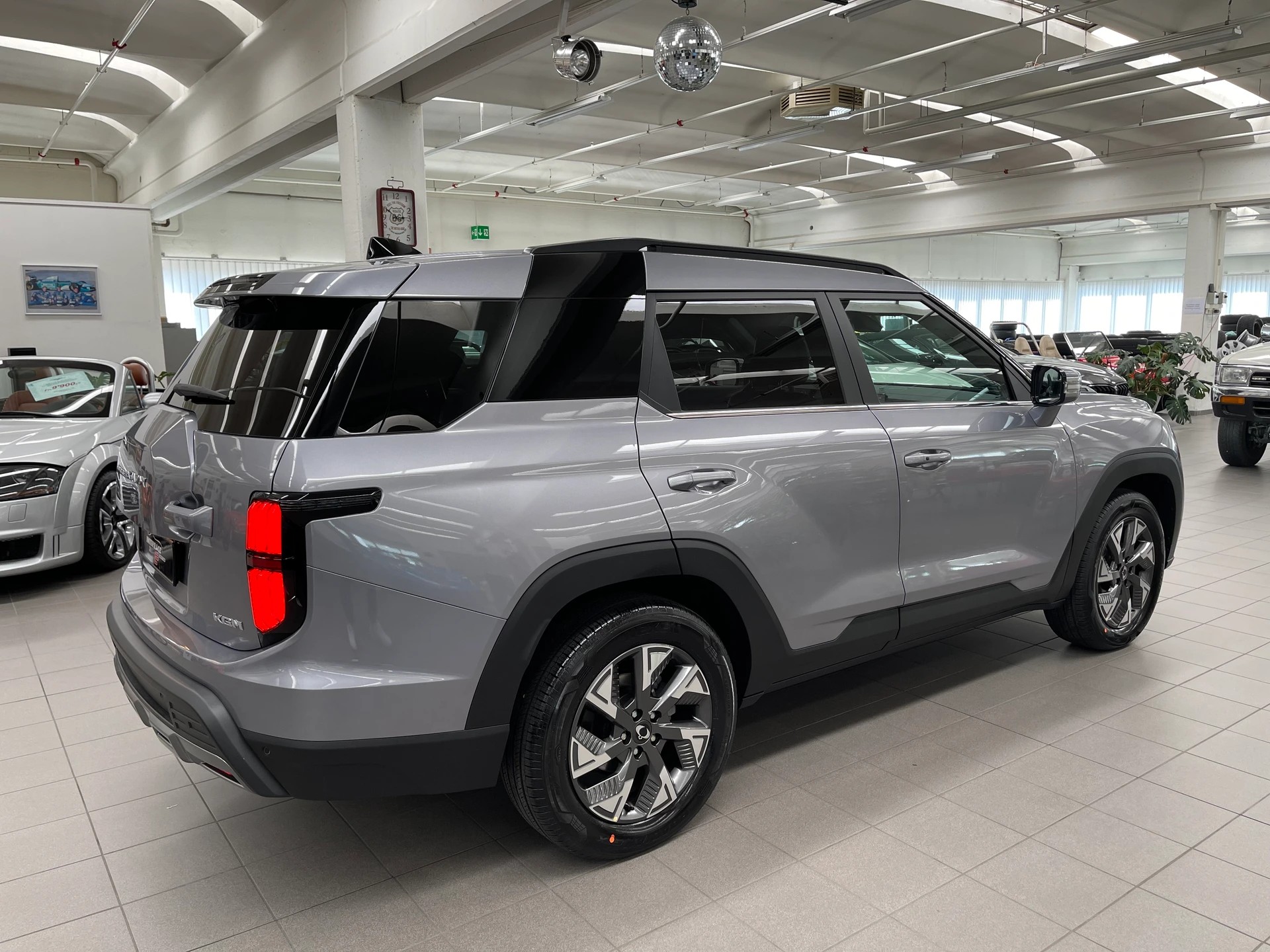 KGM-SsangYong Torres EVX 73 kWh Platinum-image-4