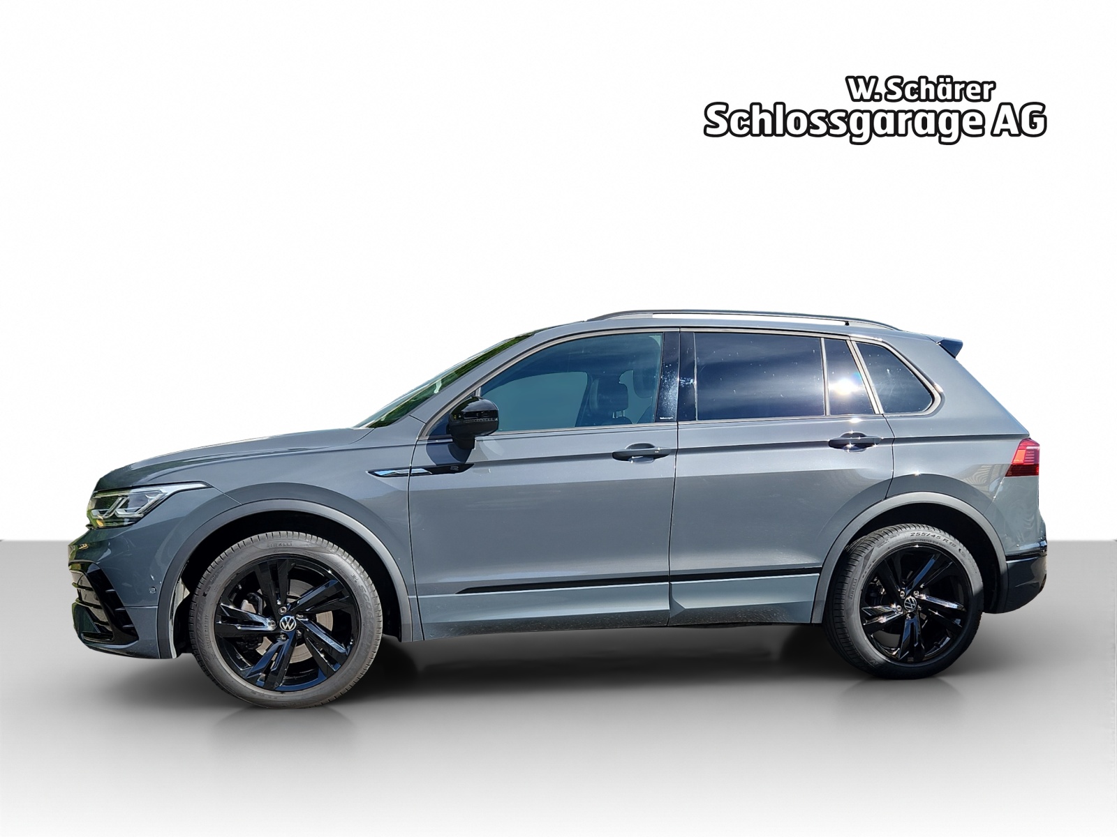VW Tiguan 2.0 TDI SCR R-Line 4Motion DSG-showroom-element-1