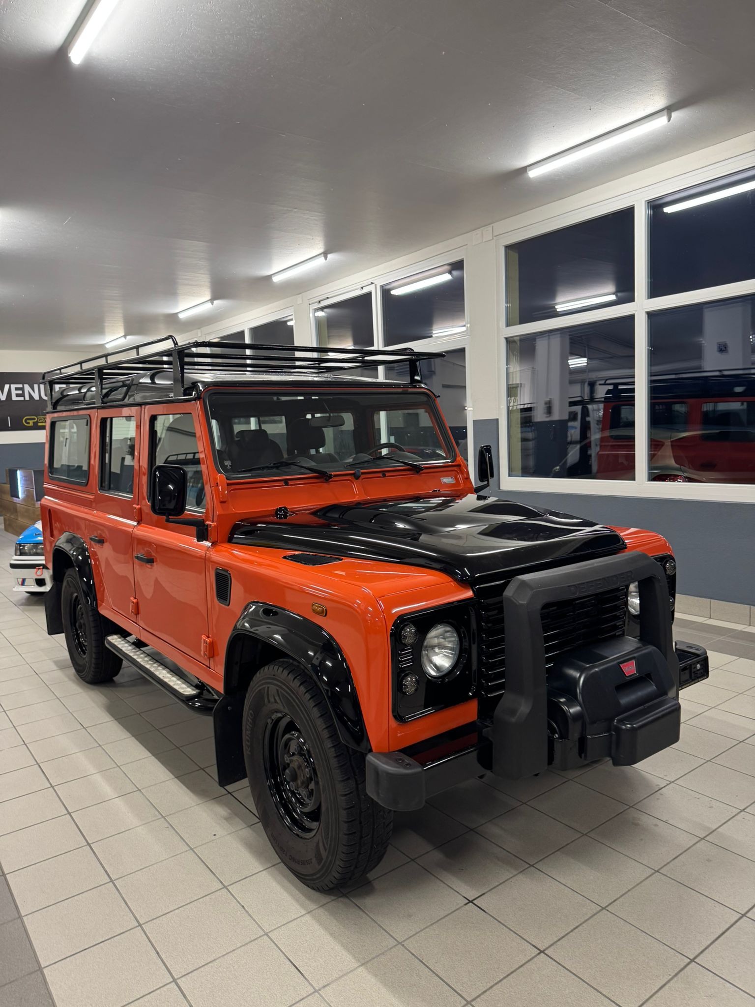 LAND ROVER 2.2 TD4 SW Adventure-image-2