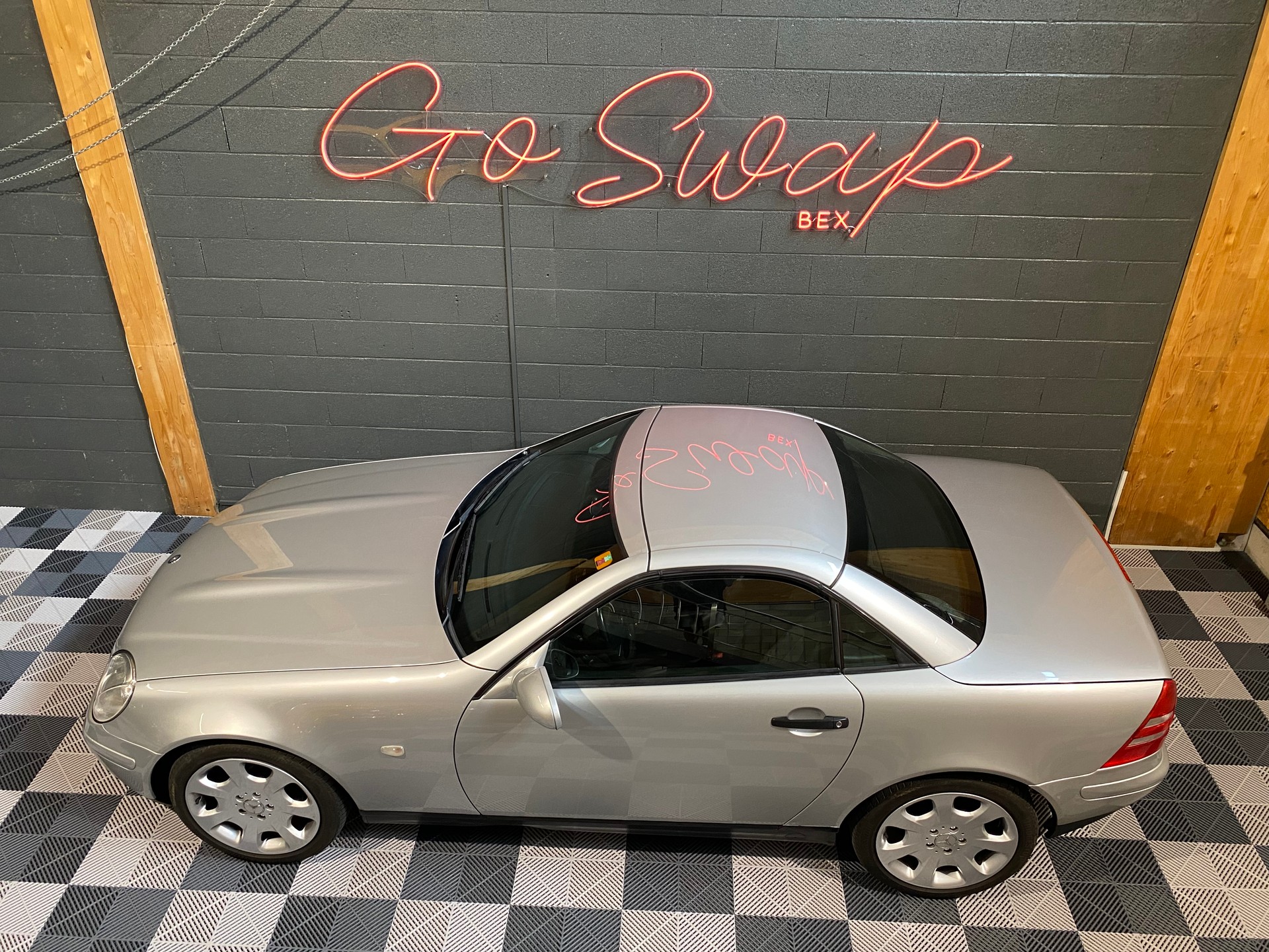 MERCEDES-BENZ SLK 200-image-6