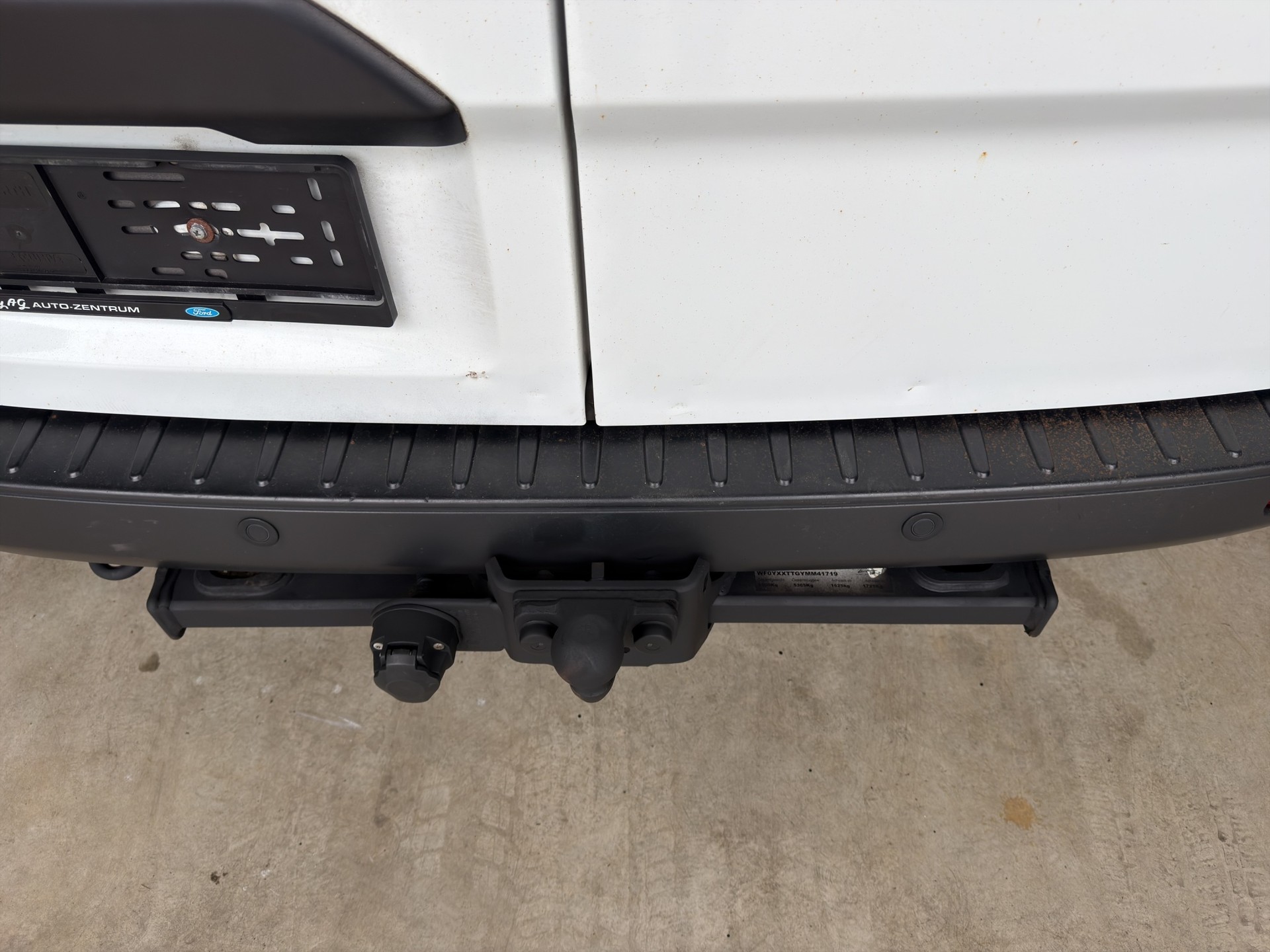 FORD Transit Custom Van 320 L1H1 Trend A-image-8