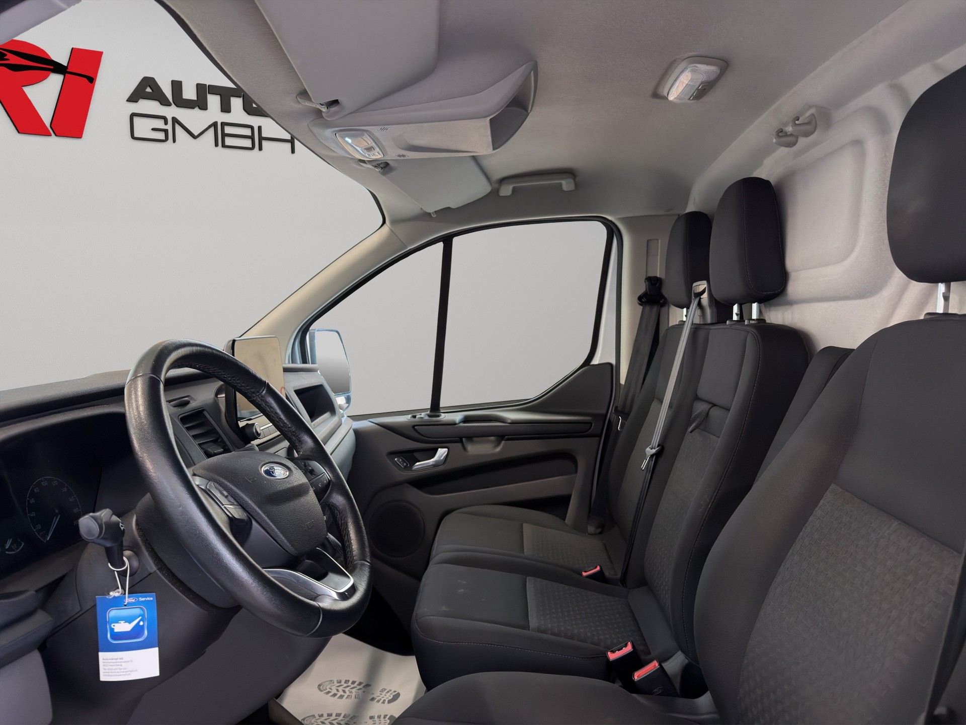 FORD Transit Custom Van 320 L1H1 Trend A-image-10