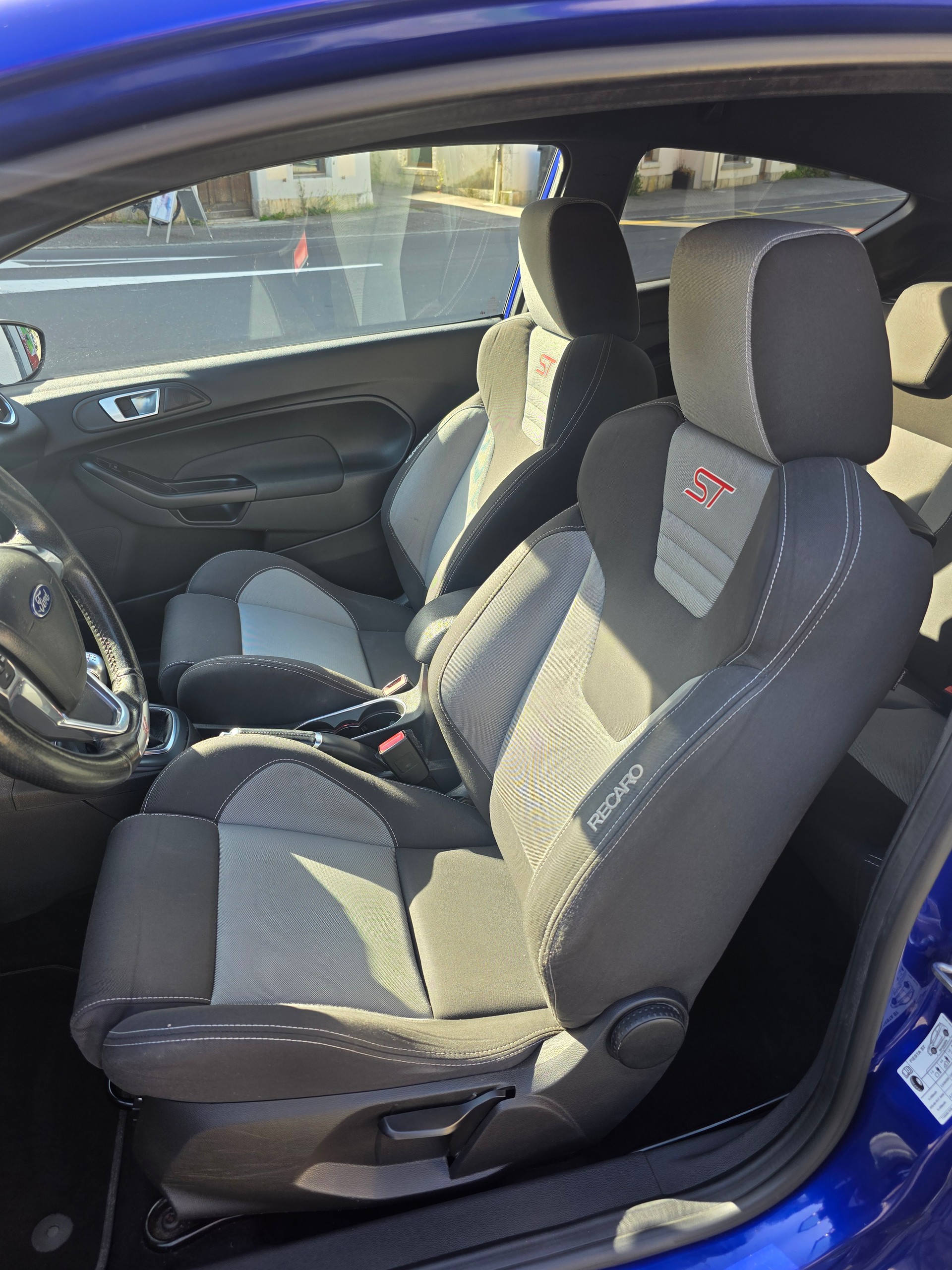 FORD Fiesta 1.6 SCTi ST-1-image-9