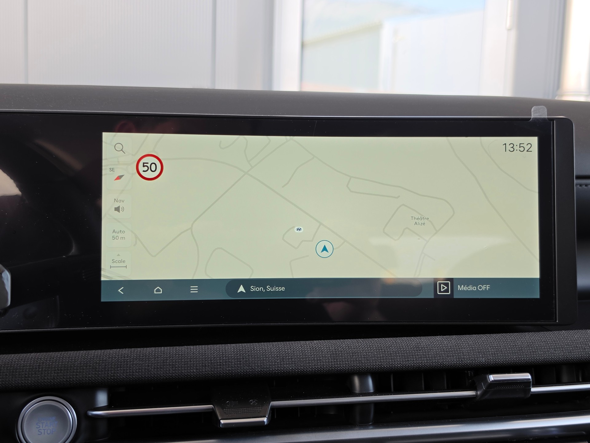 HYUNDAI Tucson 1.6 HEV Amplia 4WD-image-5