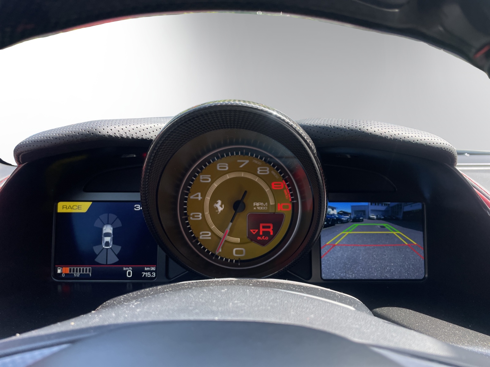FERRARI 812 Superfast-image-16