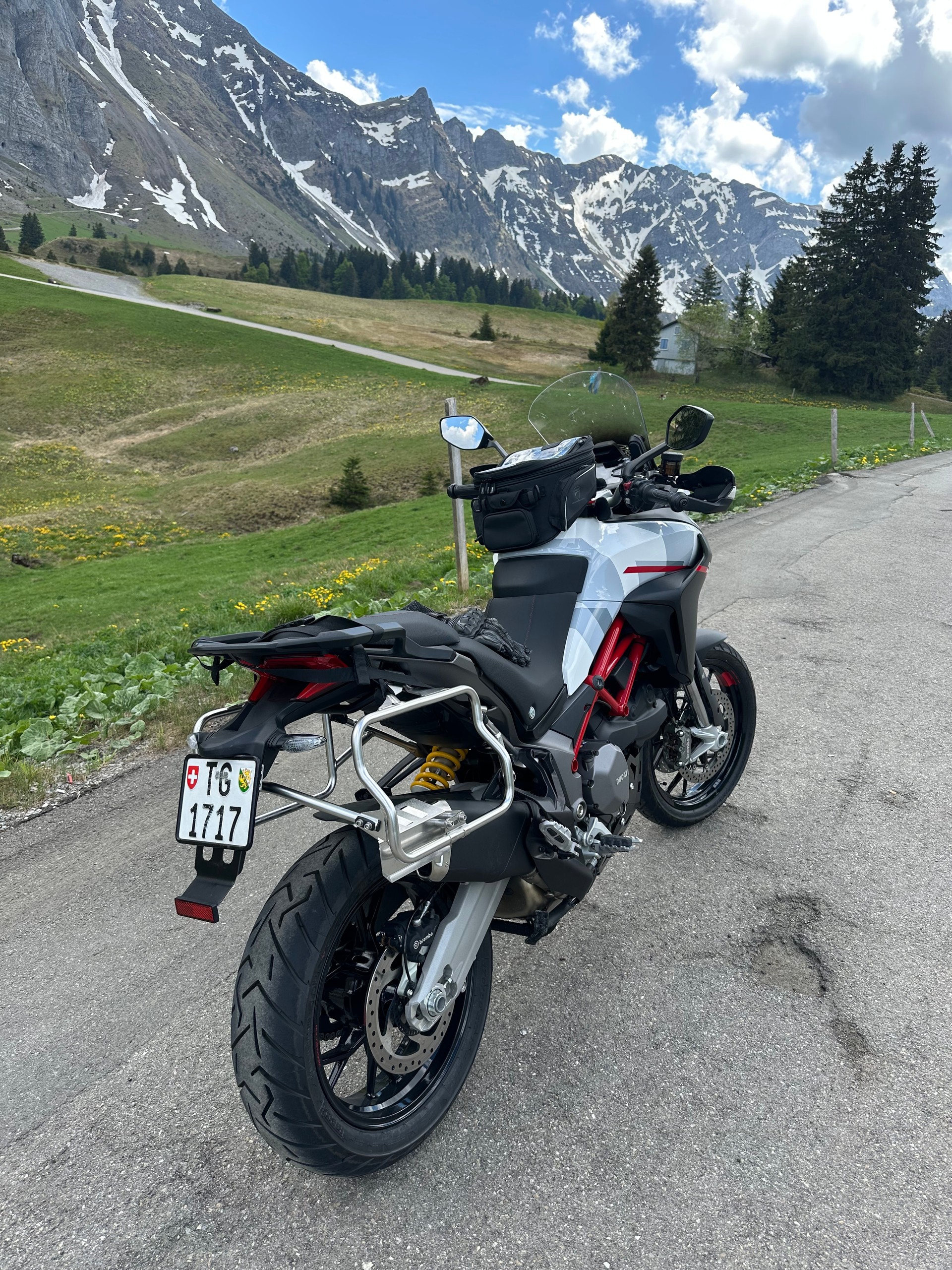 DUCATI Multistrada 950 S-image-1