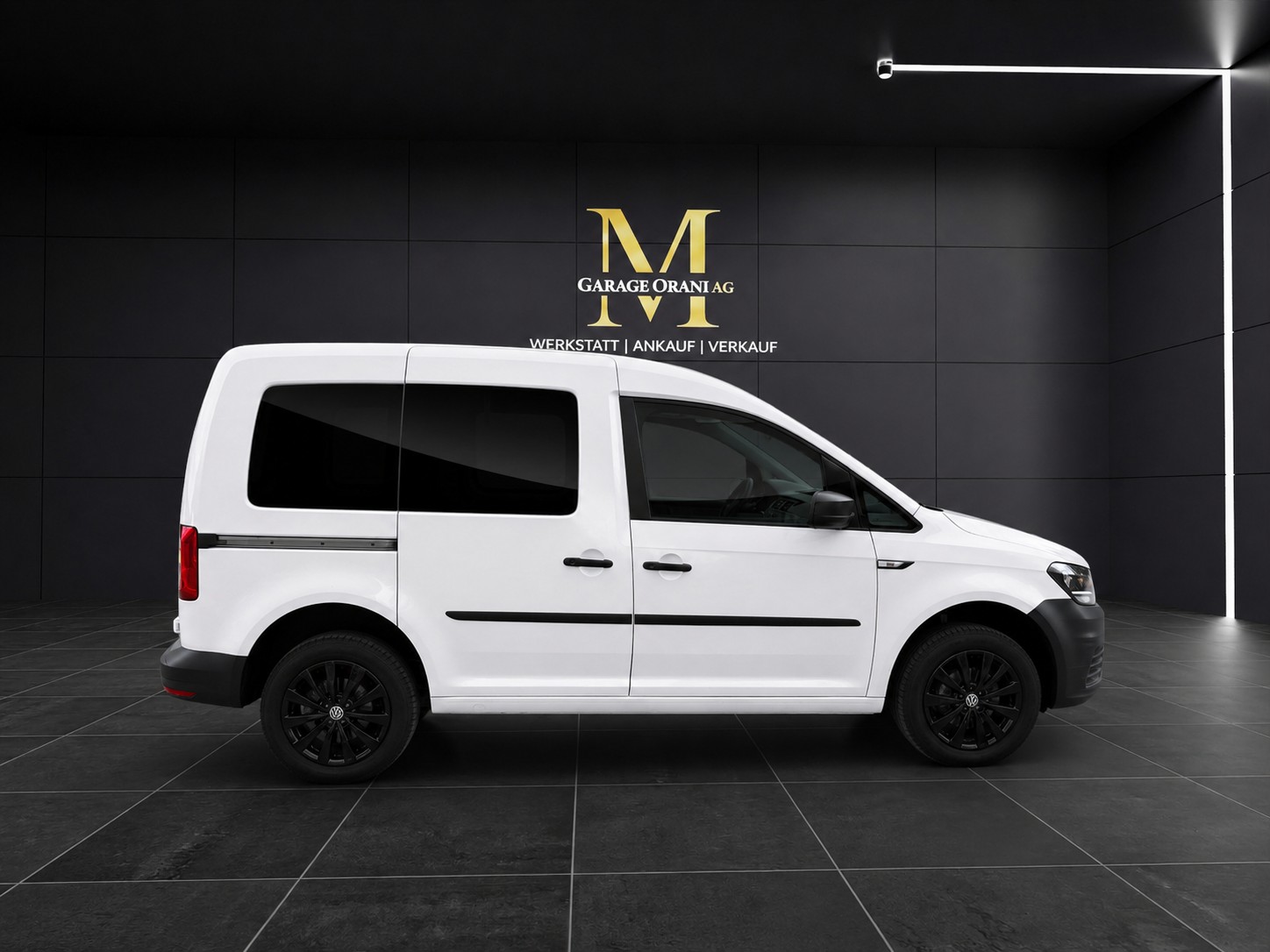 VW VW Caddy 2.0TDI 4Motion BlueMotion Technology-image-5