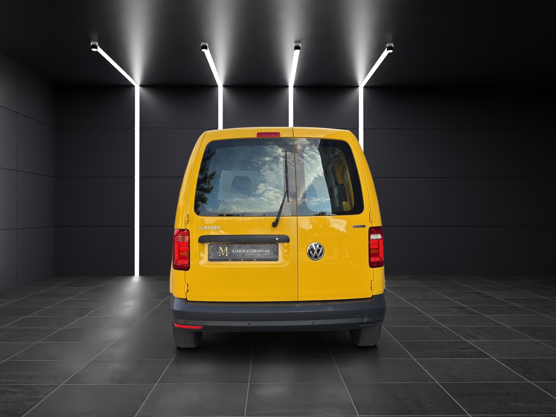 VW VW Caddy 2.0TDI 4Motion BlueMotion Technology-showroom-element-3