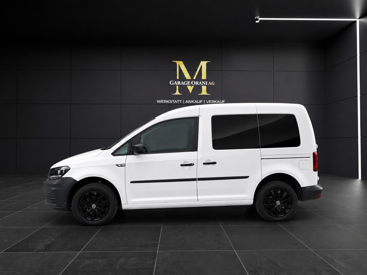 VW VW Caddy 2.0TDI 4Motion BlueMotion Technology-showroom-element-1
