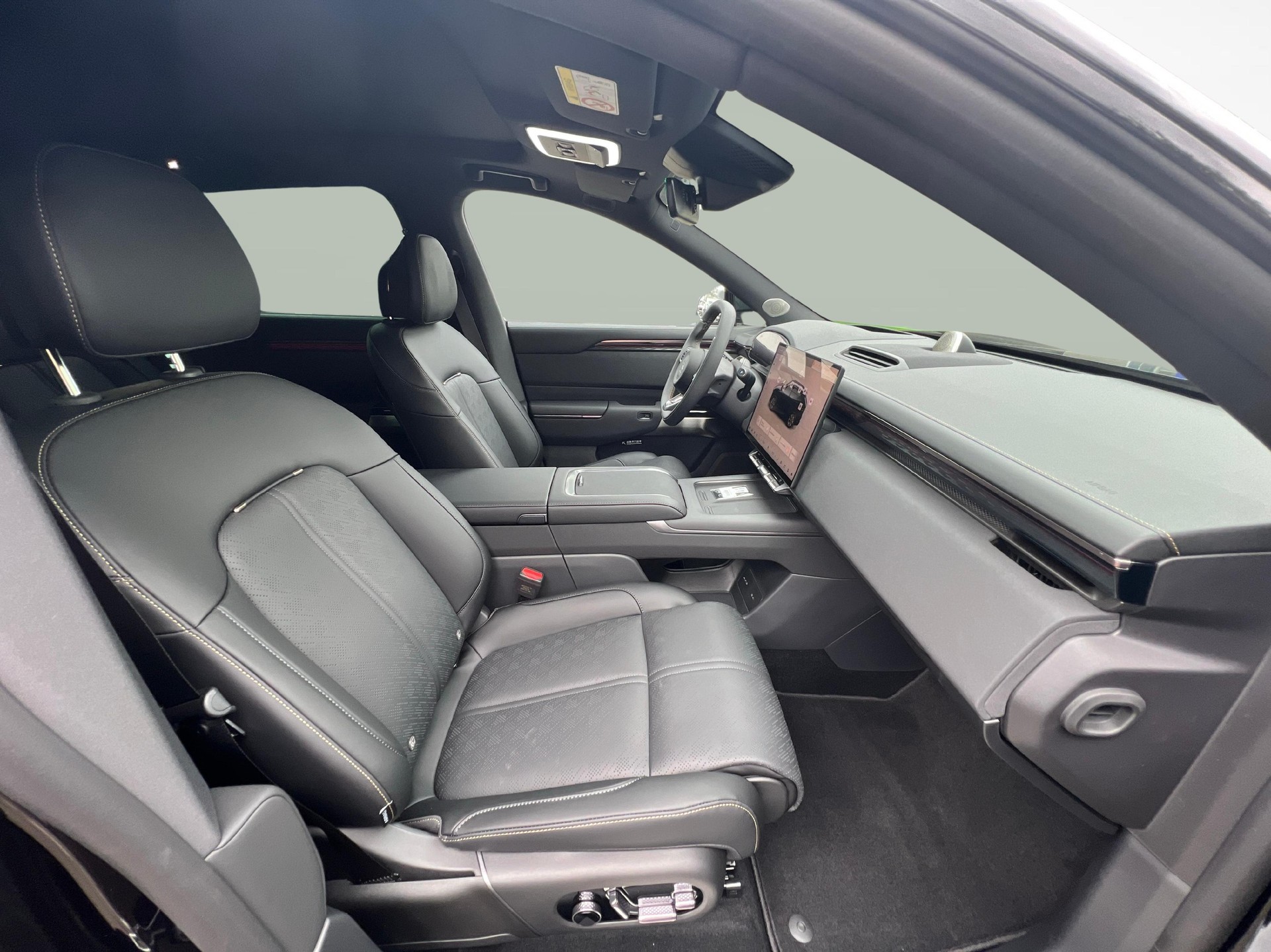 ZEEKR 7X Privilege AWD-image-9