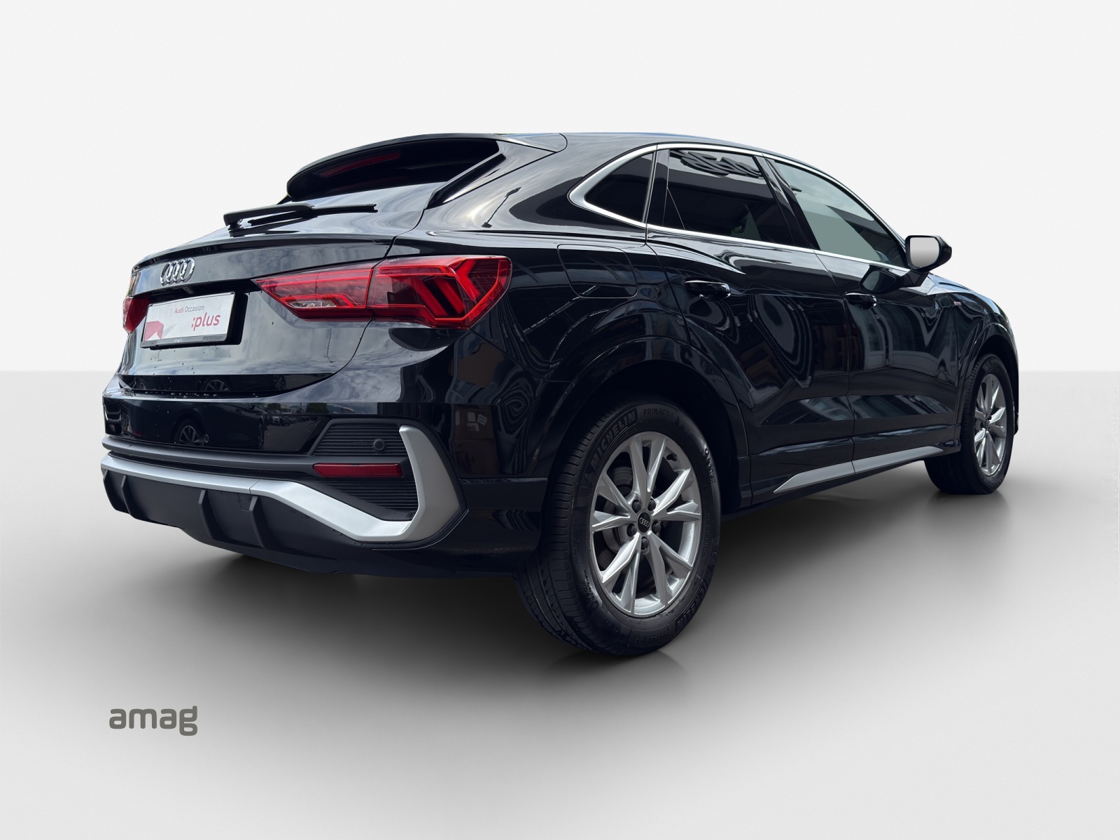 AUDI Q3 Sportback 35 TFSI S line Attraction S-tronic-image-4