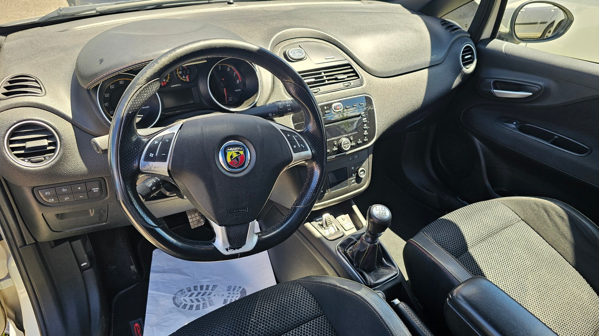 FIAT Punto Evo 1.4 16V Turbo Abarth-image-3