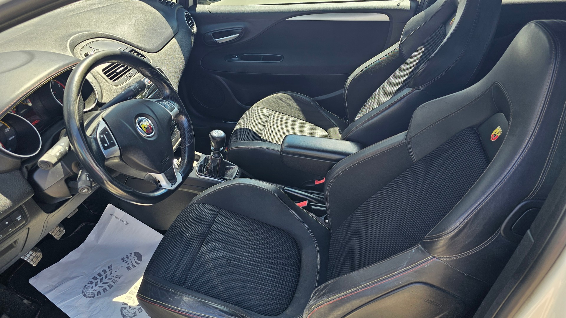 FIAT Punto Evo 1.4 16V Turbo Abarth-image-2