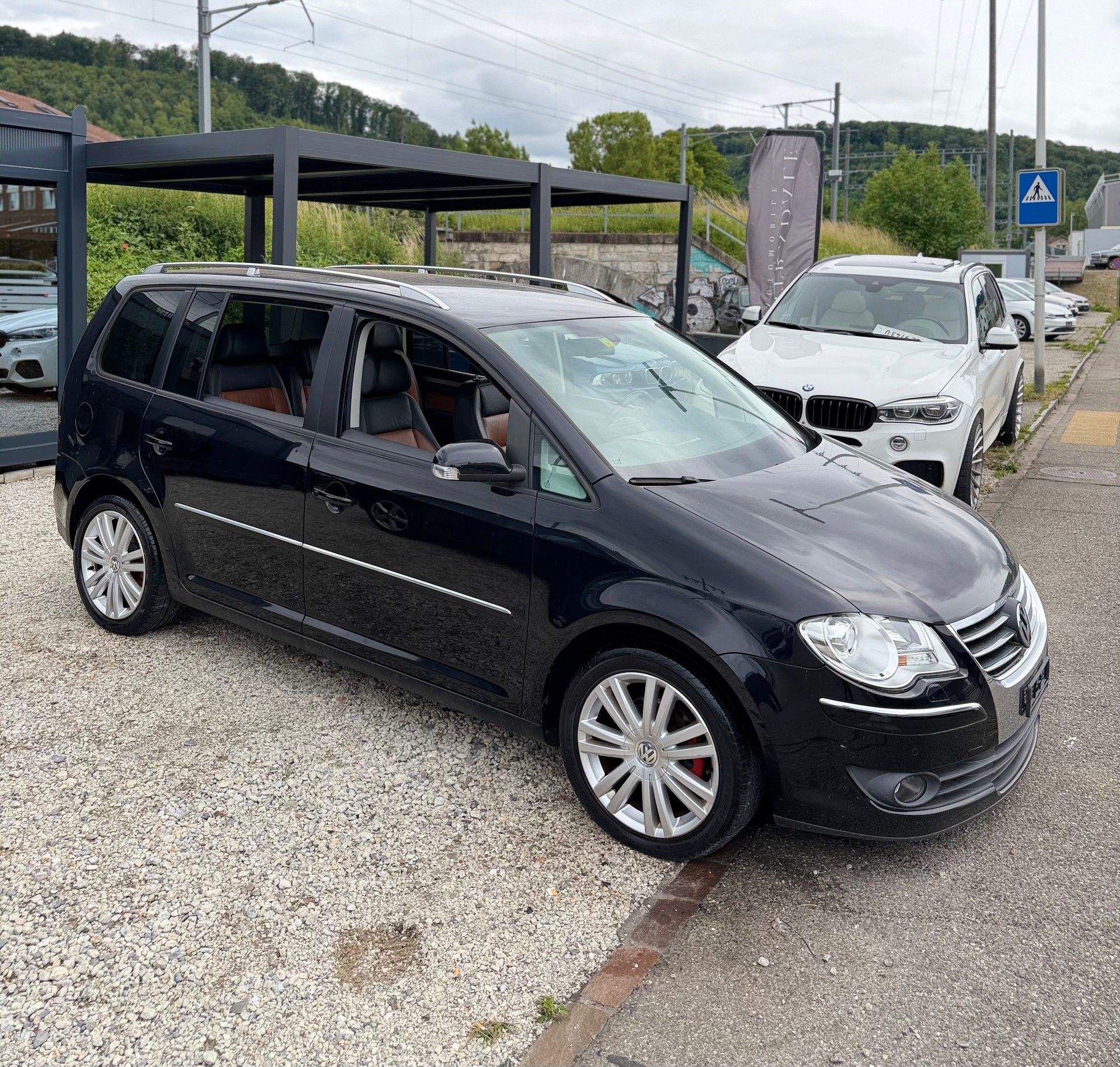VW Touran 1.4 TSI Highline-image-3