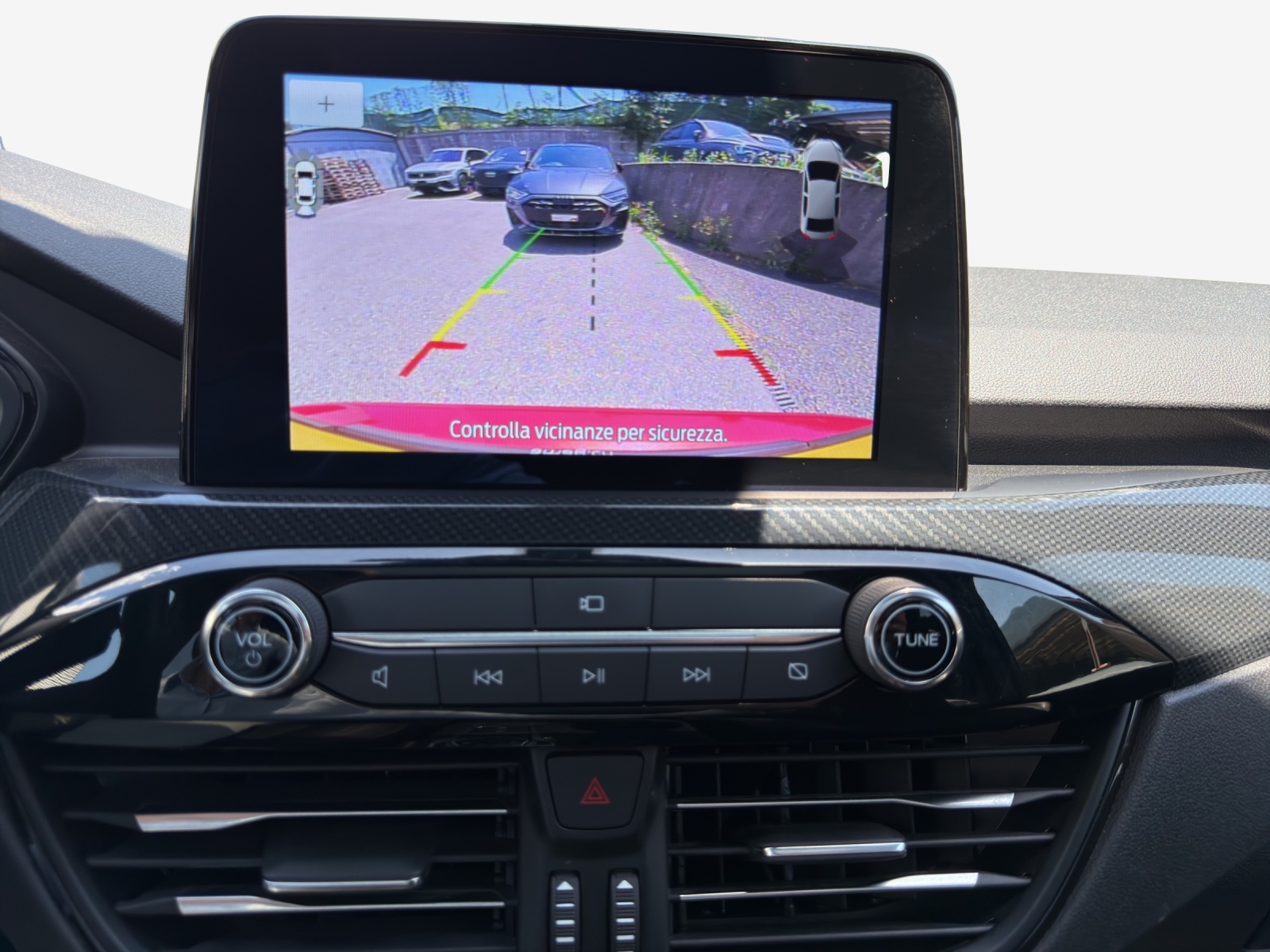 FORD Kuga 2.5 FHEV ST-Line X FWD-image-13