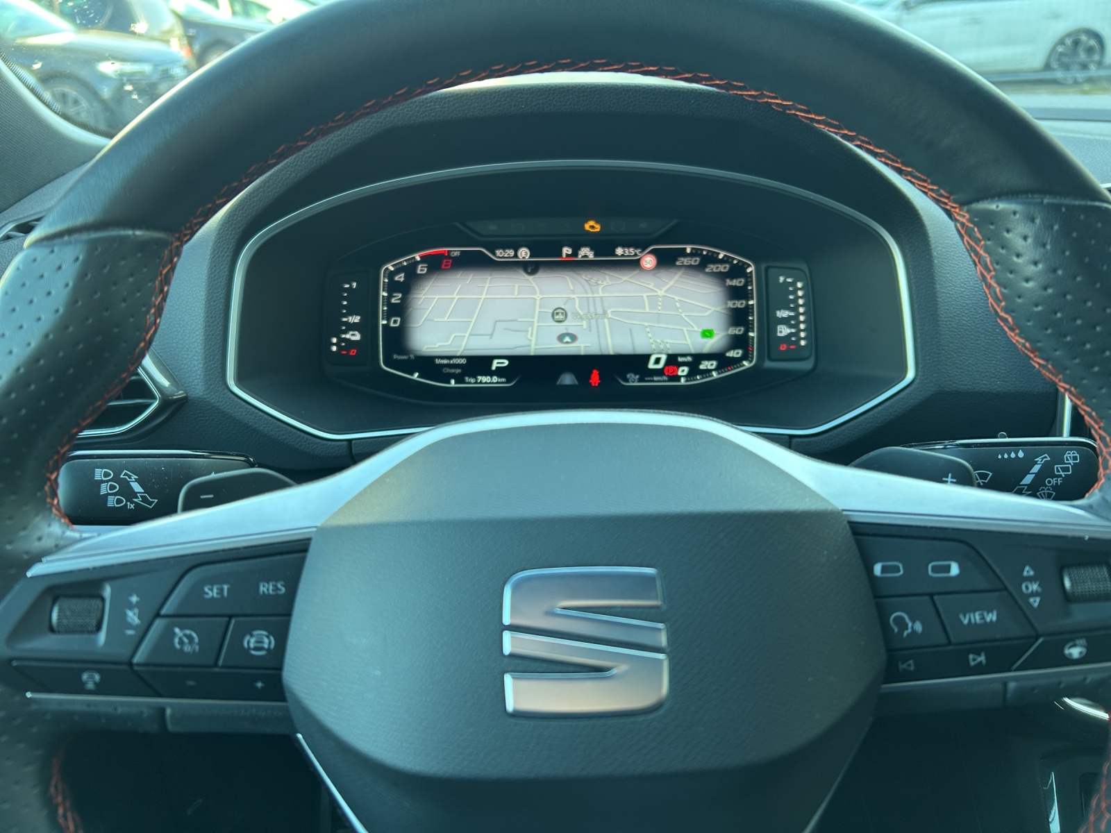 SEAT Tarraco 1.4 e-HYBRID DSG FR - Anhängevorrichtung - 360° Kamera - Garantie-image-8