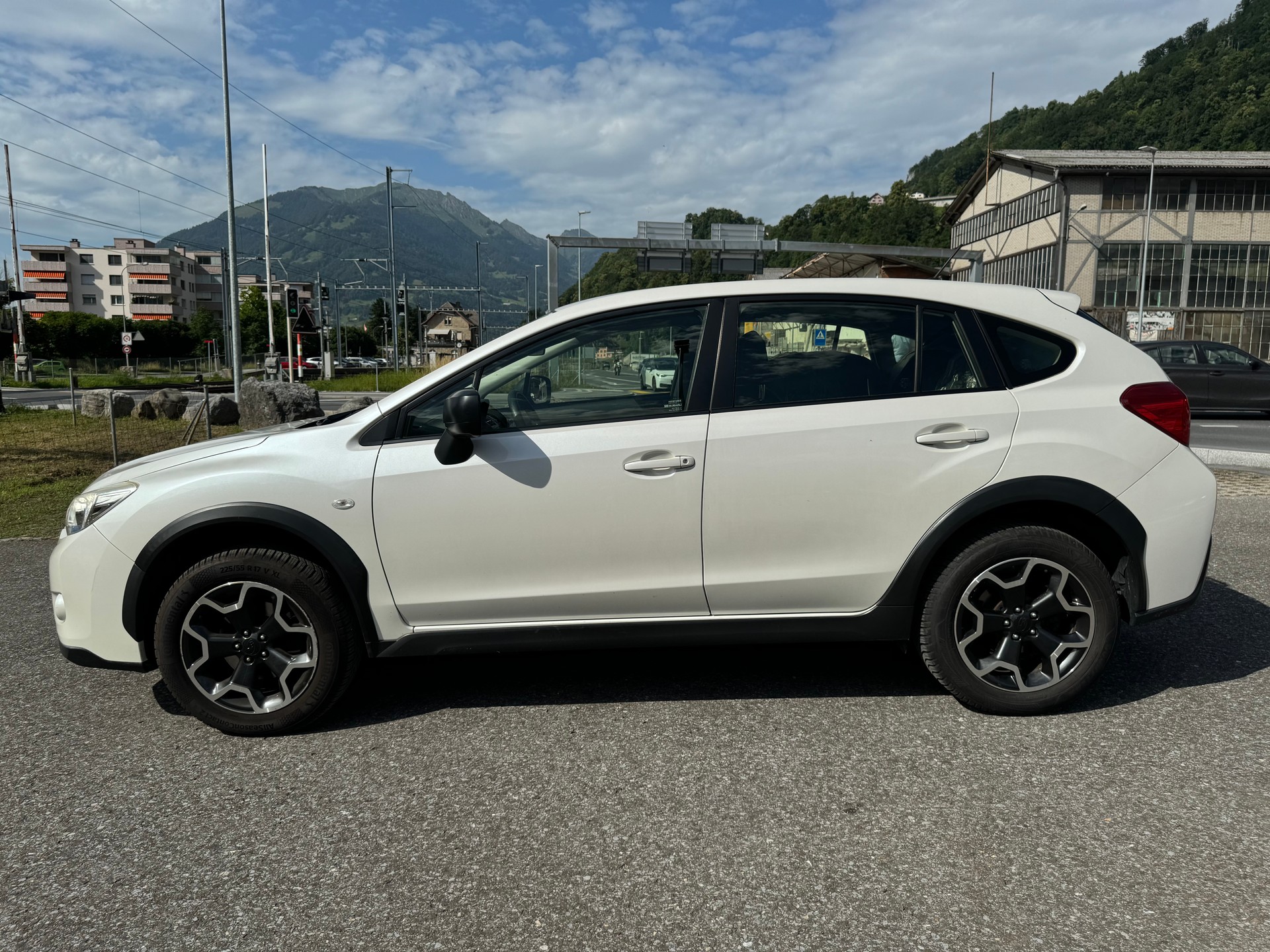 SUBARU XV 1.6 Swiss One AWD CVT-image-6
