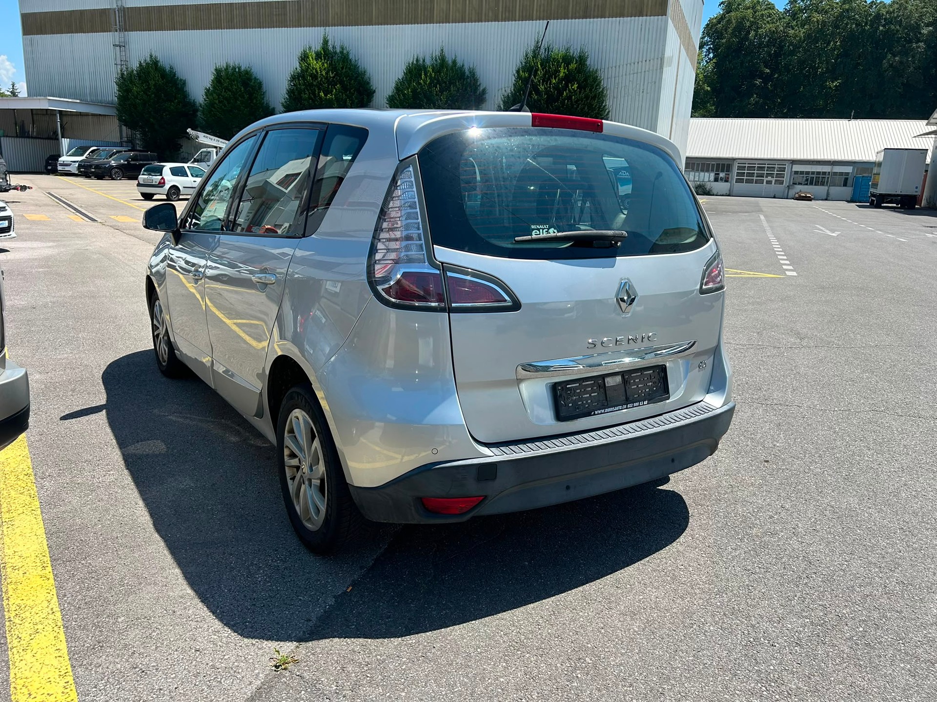 RENAULT Scénic 1.5 dCi Dynamique EDC-image-2