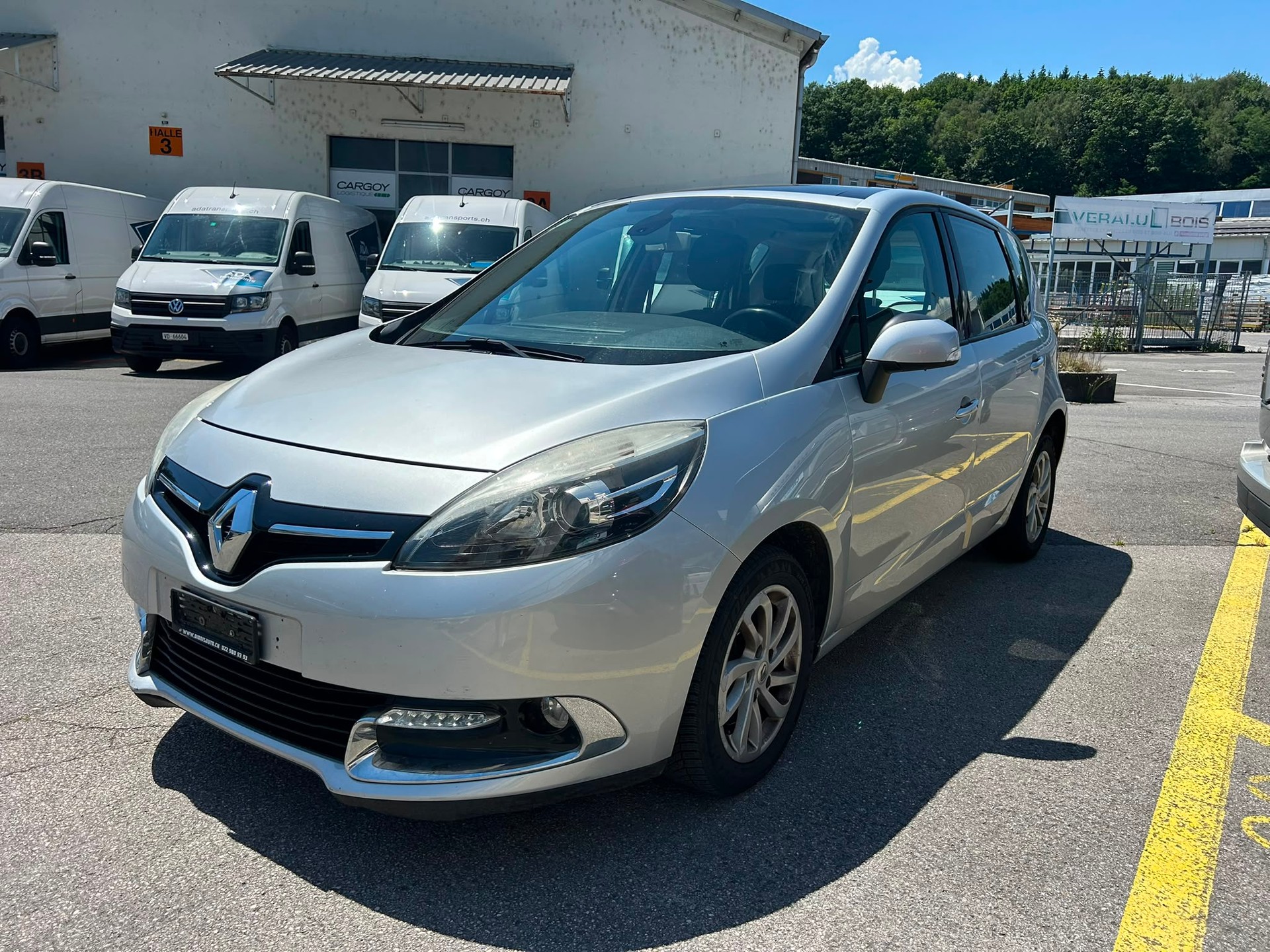 RENAULT Scénic 1.5 dCi Dynamique EDC-image-0