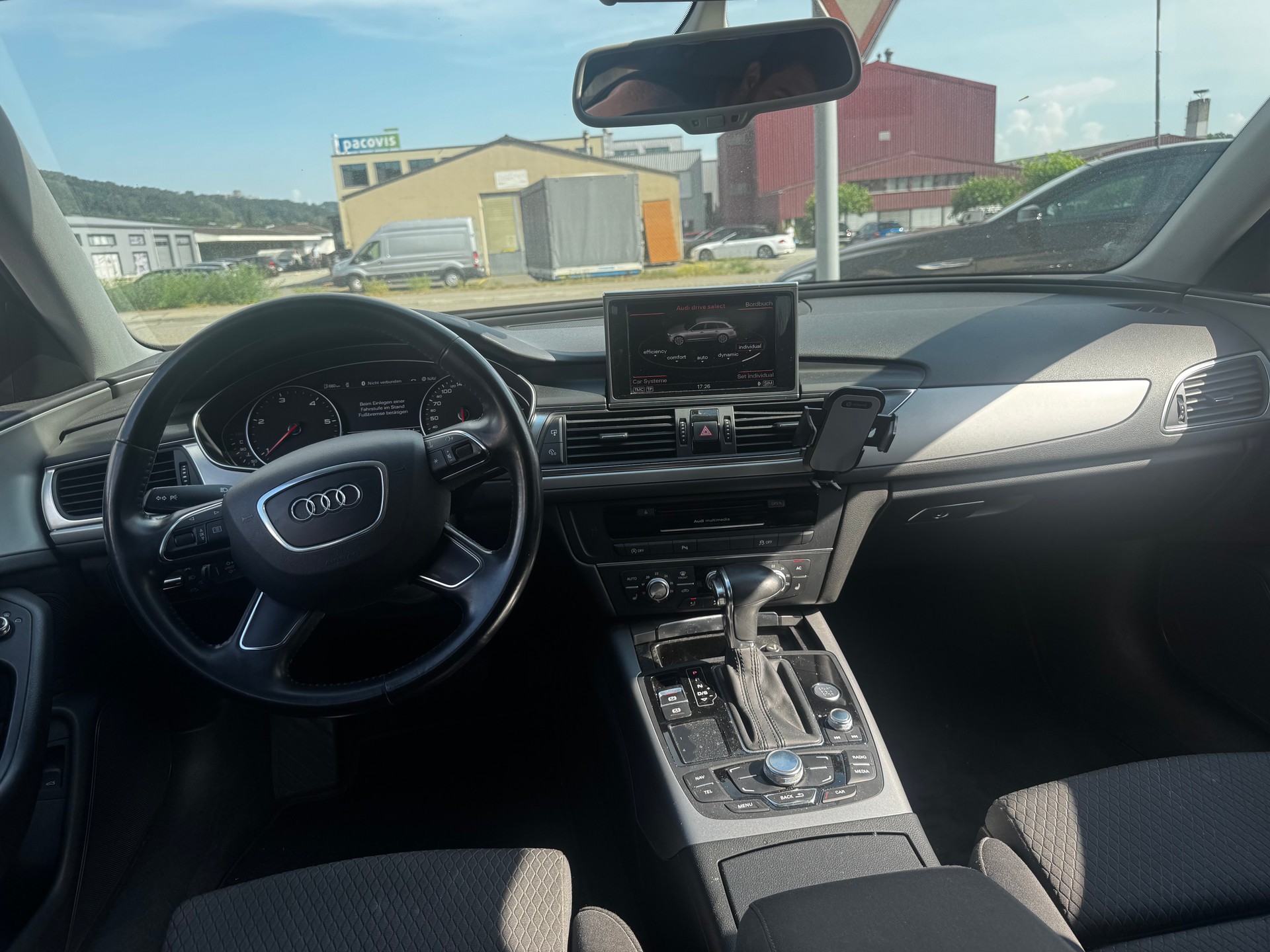 AUDI A6 Avant 2.0 TDI multitronic-image-4