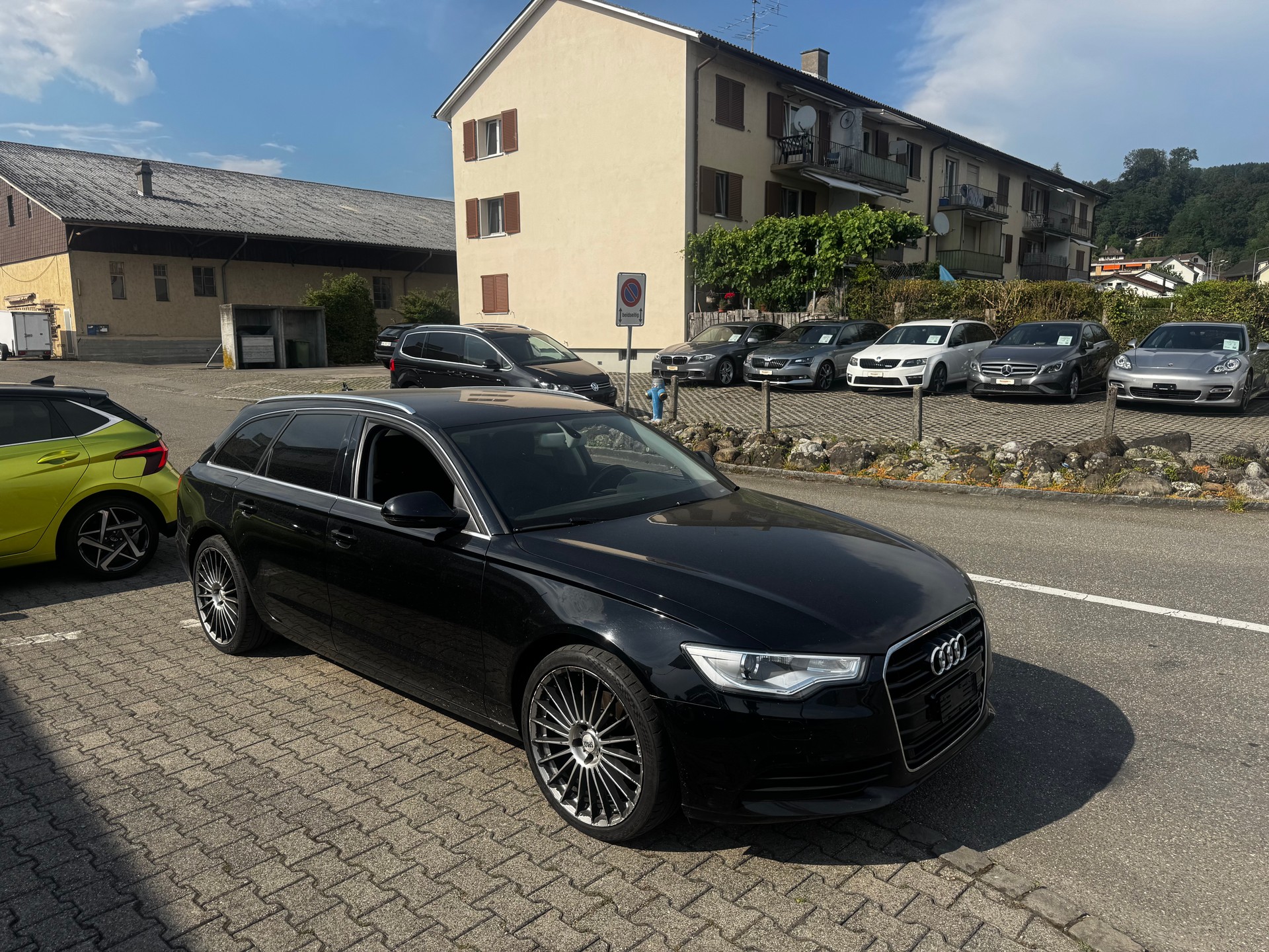 AUDI A6 Avant 2.0 TDI multitronic-image-1