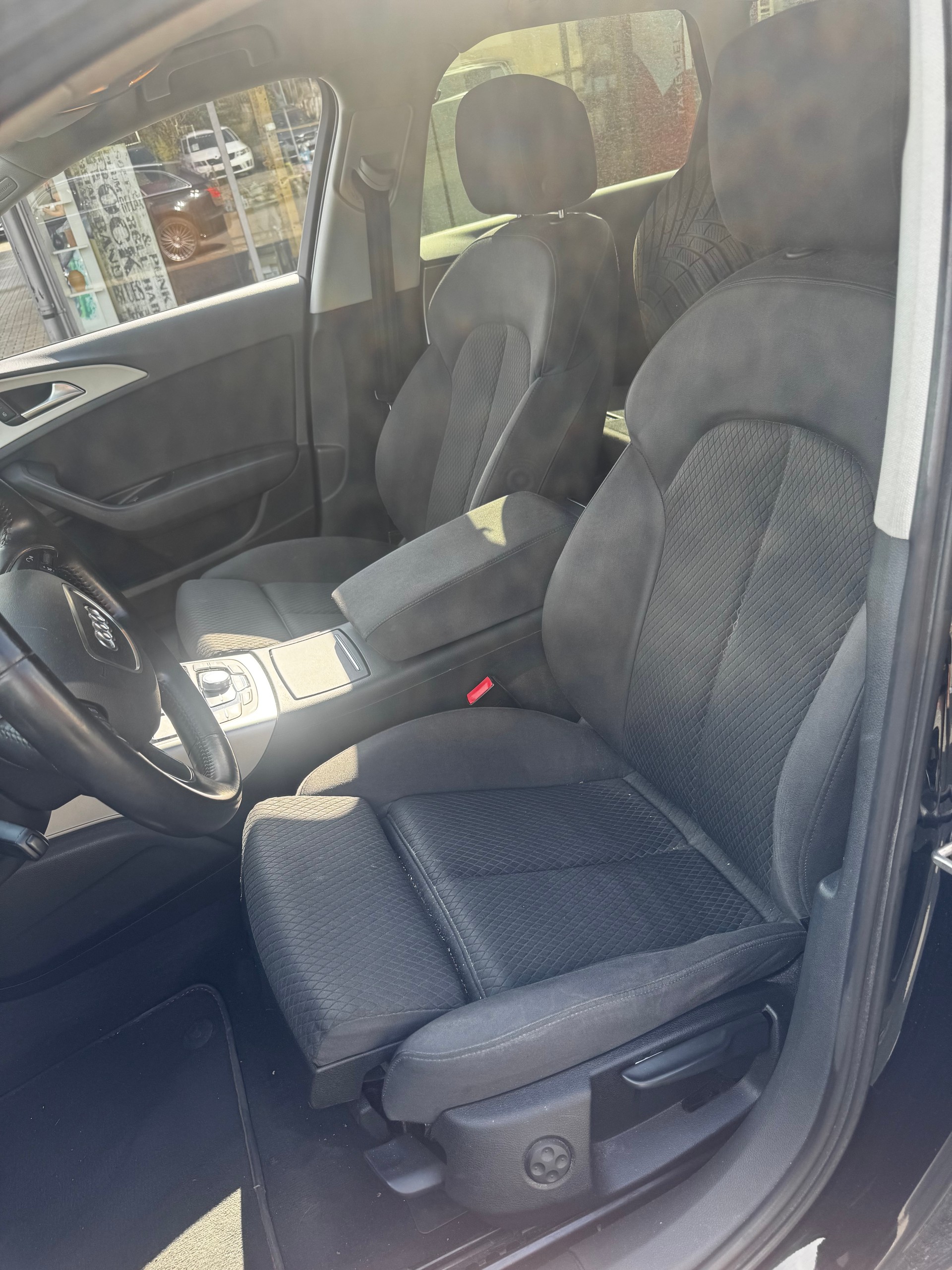 AUDI A6 Avant 2.0 TDI multitronic-image-5