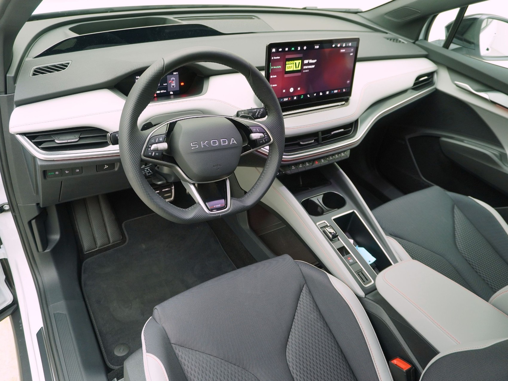 SKODA Elroq 85 First Edition **Skoda Werksgarantie bis 04/2030**-image-10