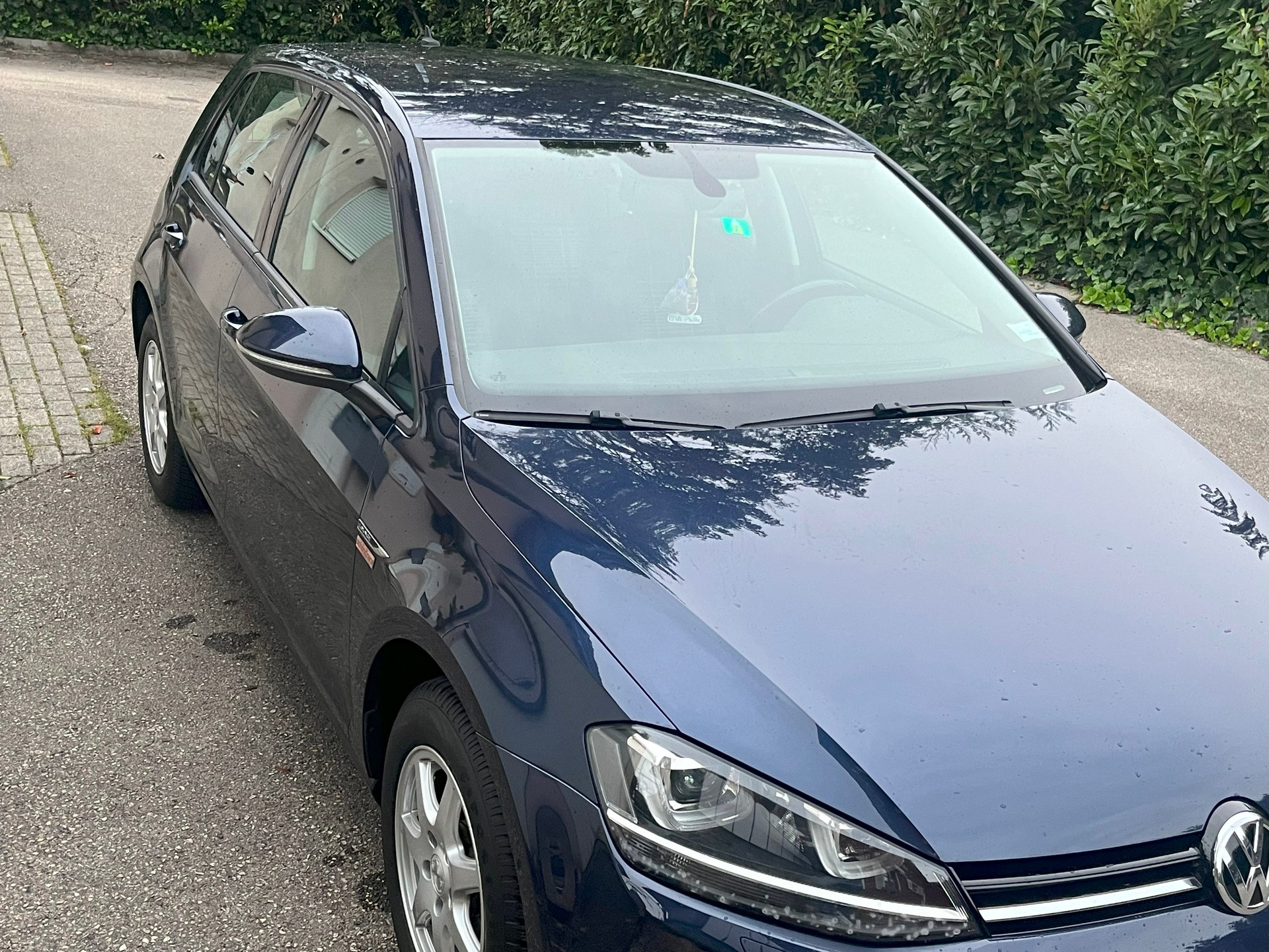 VW 1.2 TSI 110 Lounge-image-2