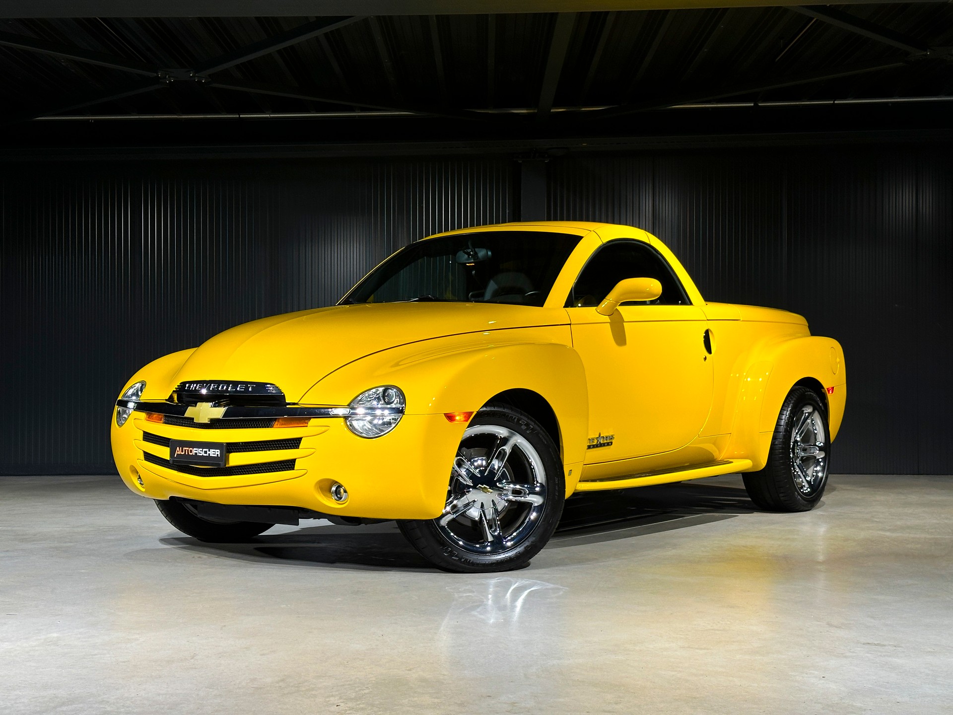 CHEVROLET SSR Roadster V8-image-2