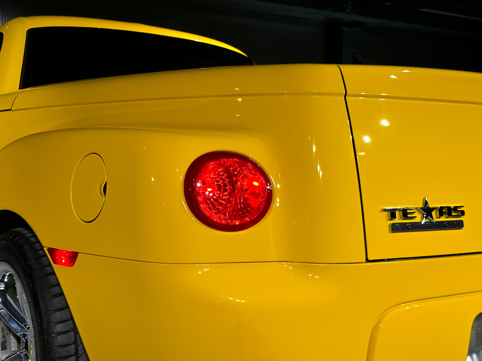 CHEVROLET SSR Roadster V8-image-23