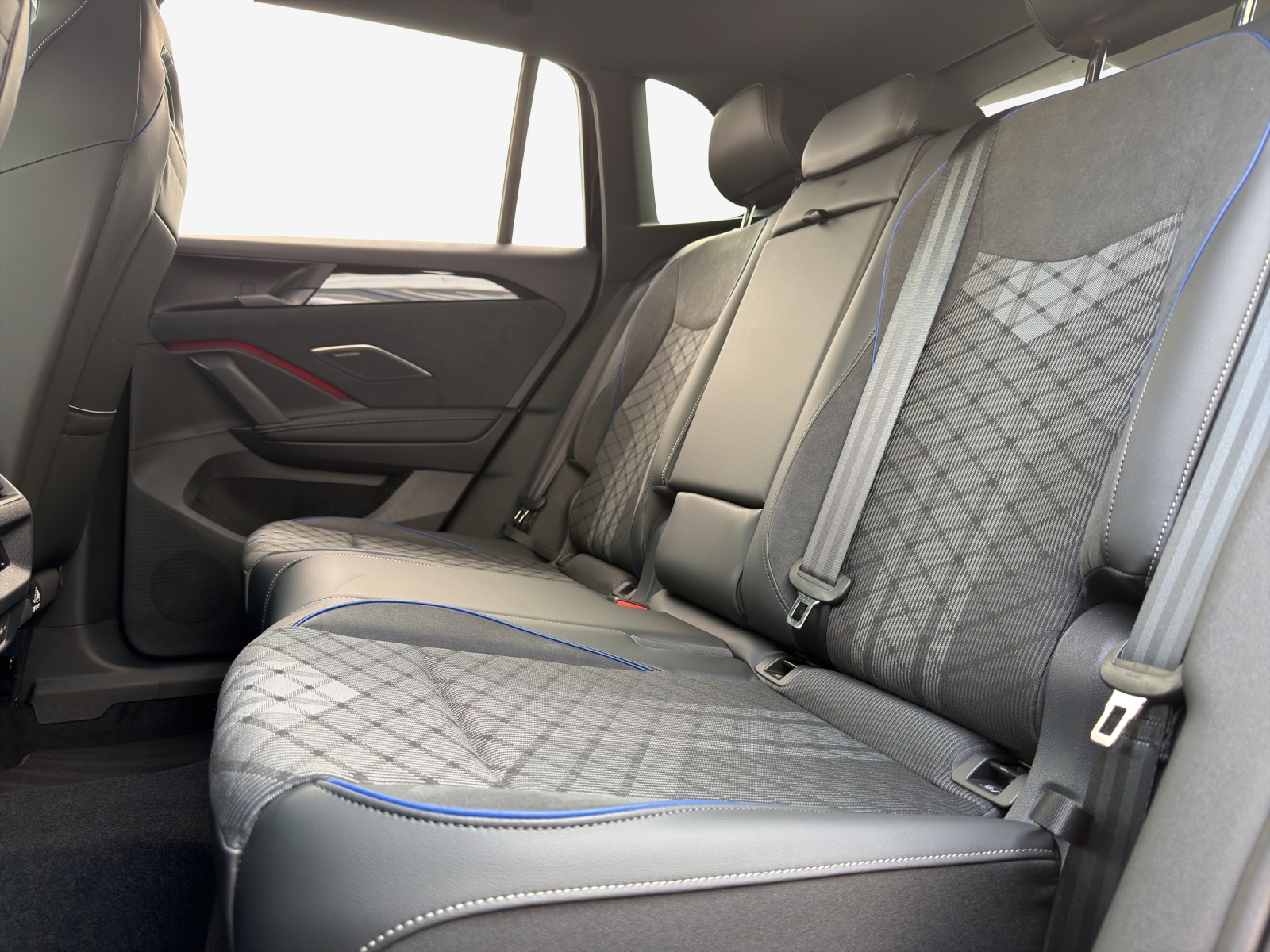 VW Tiguan RL 2.0TSI 204PS DSG 4M-image-11