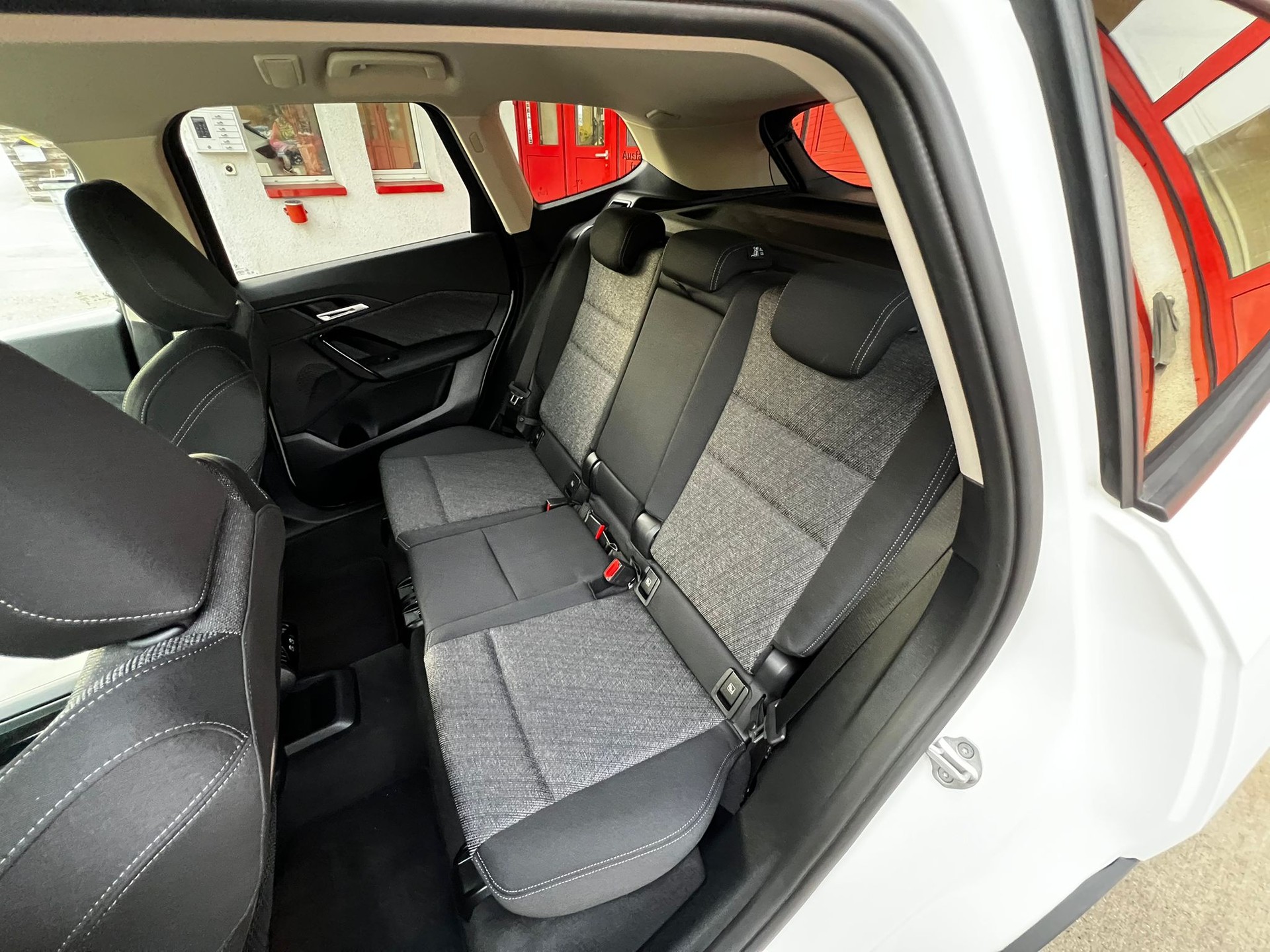 BMW X1 xDrive 20d 48V xLine-image-15