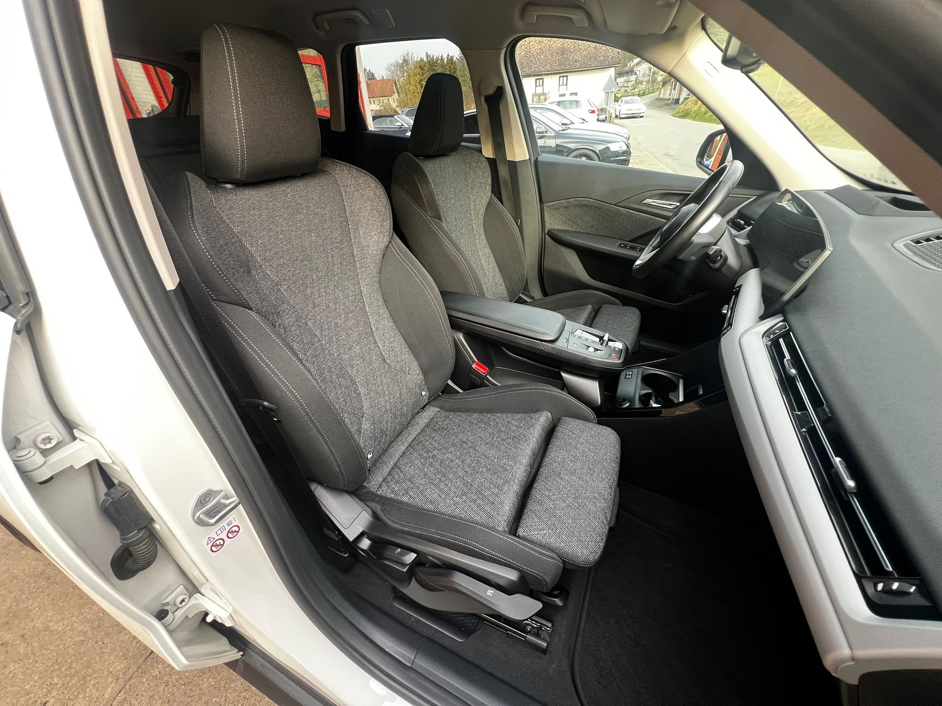 BMW X1 xDrive 20d 48V xLine-image-14