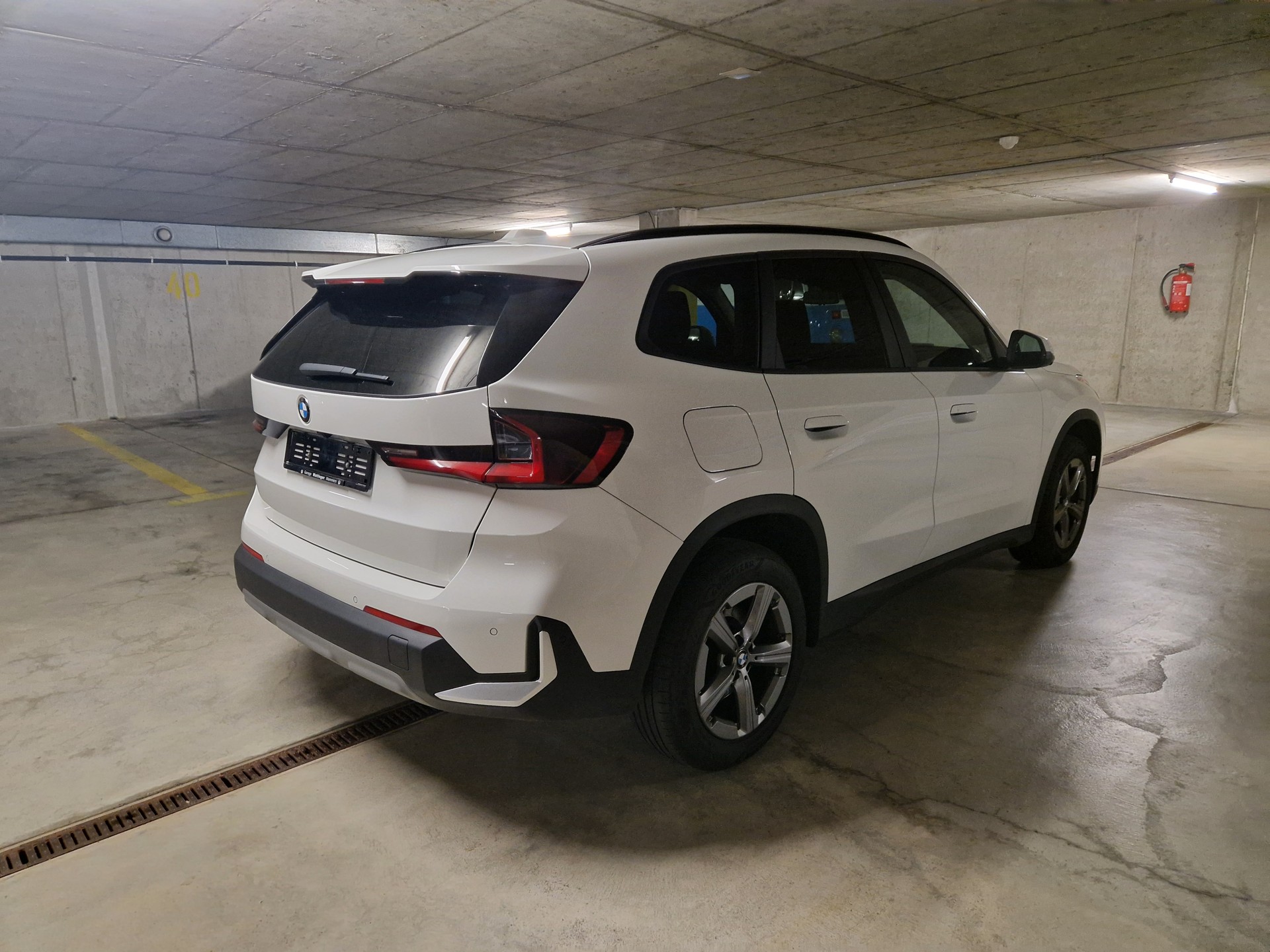 BMW X1 xDrive 20d 48V xLine-image-3