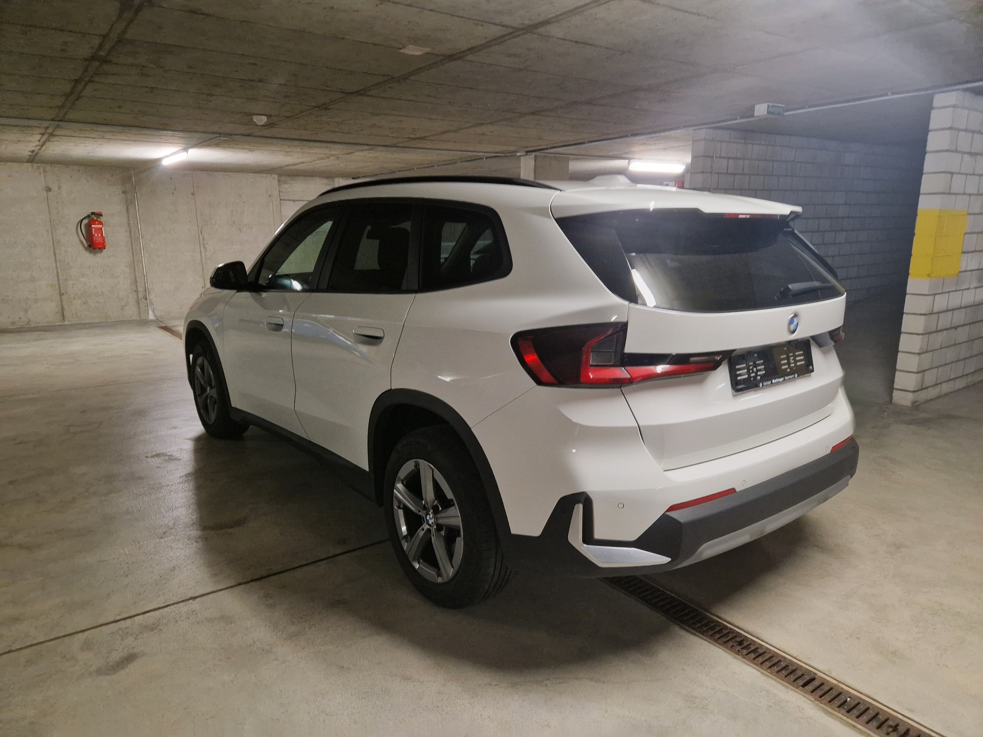 BMW X1 xDrive 20d 48V xLine-image-4