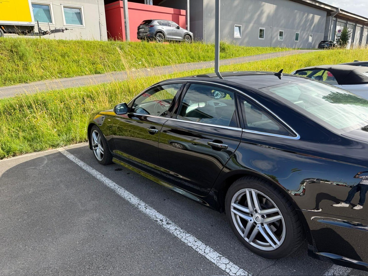 AUDI A6 Limousine 2.0 TDI S-tronic-image-4