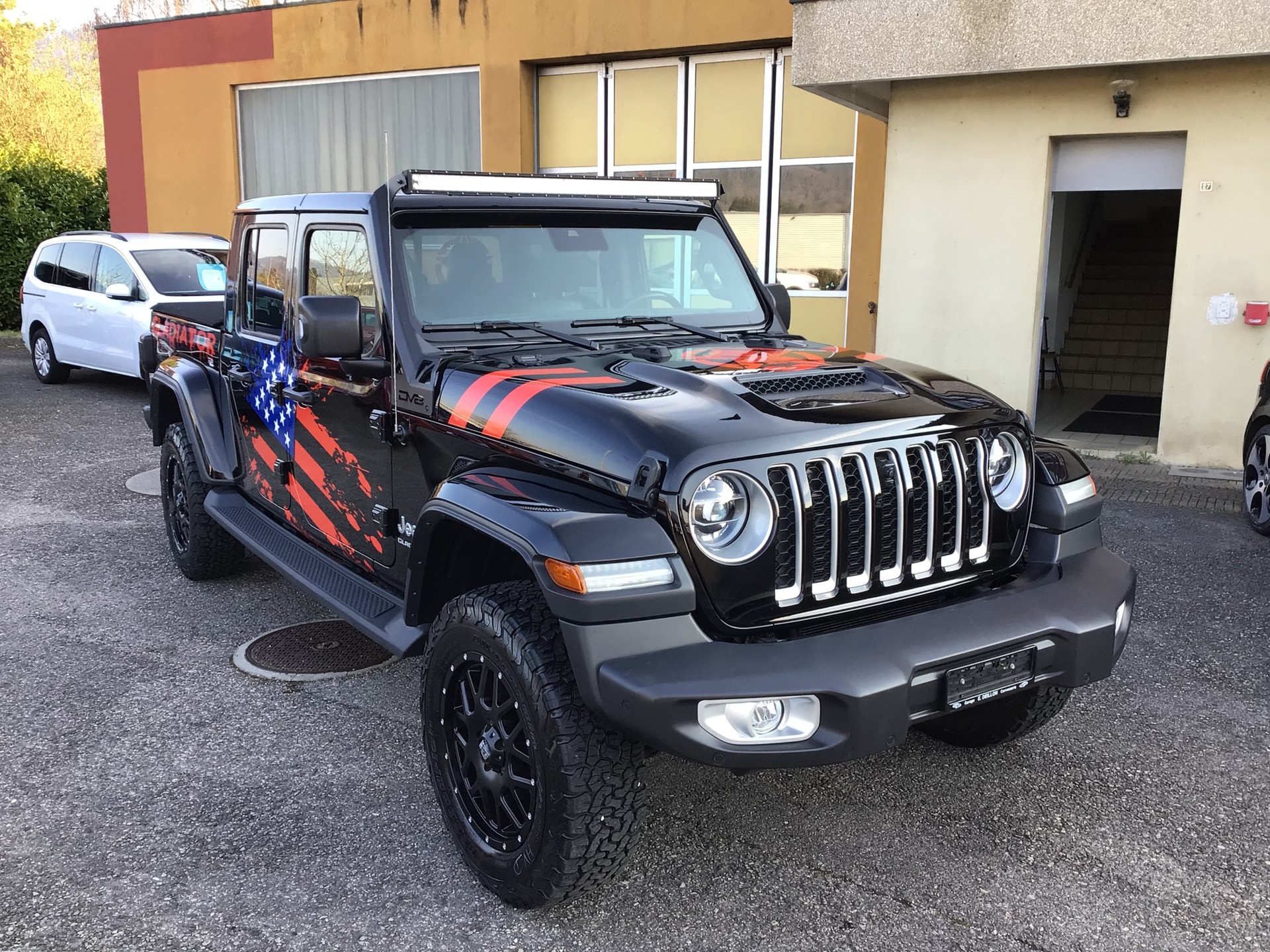 JEEP Gladiator 3.0 V6 Overland-image-0