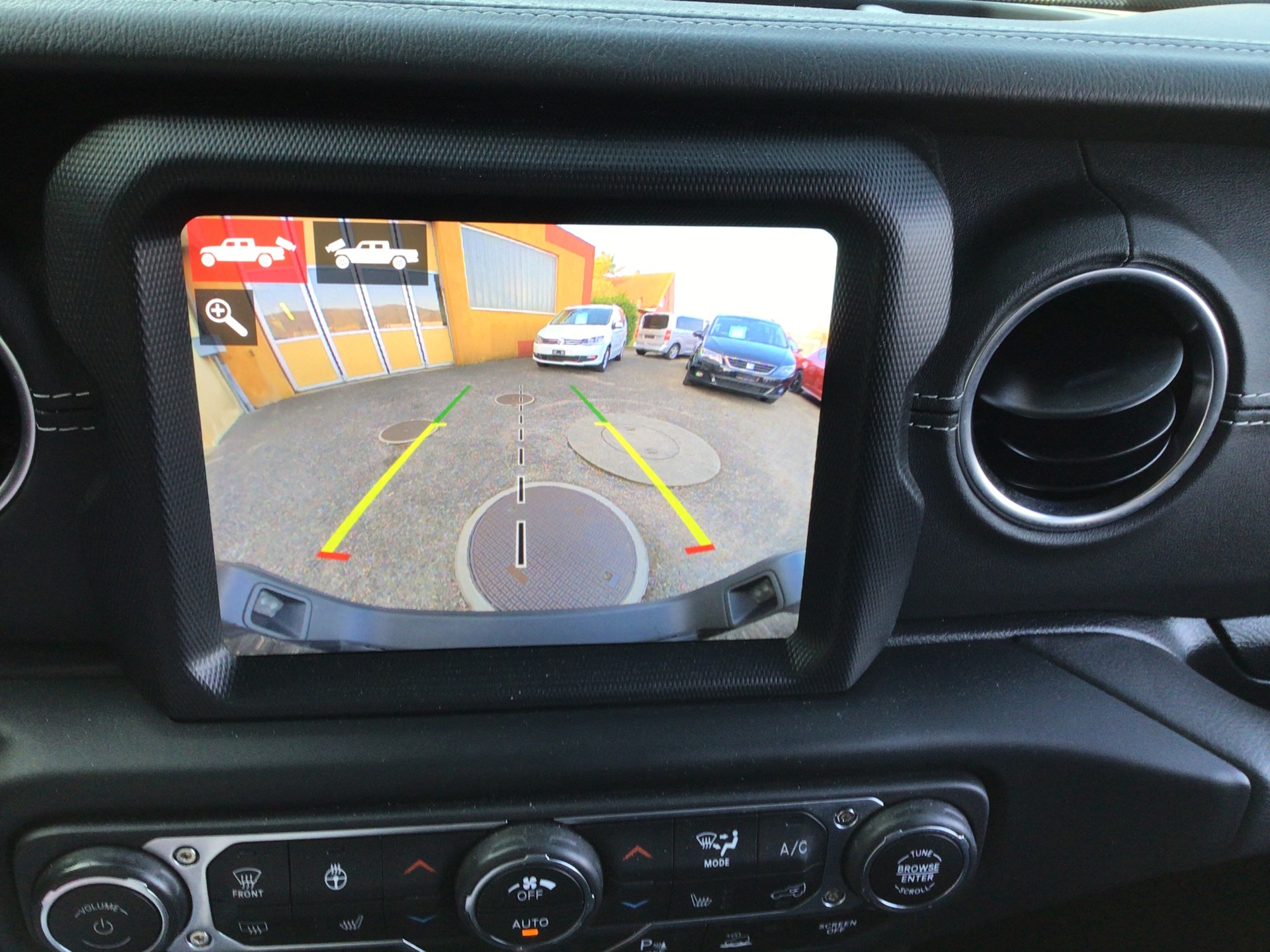 JEEP Gladiator 3.0 V6 Overland-image-9