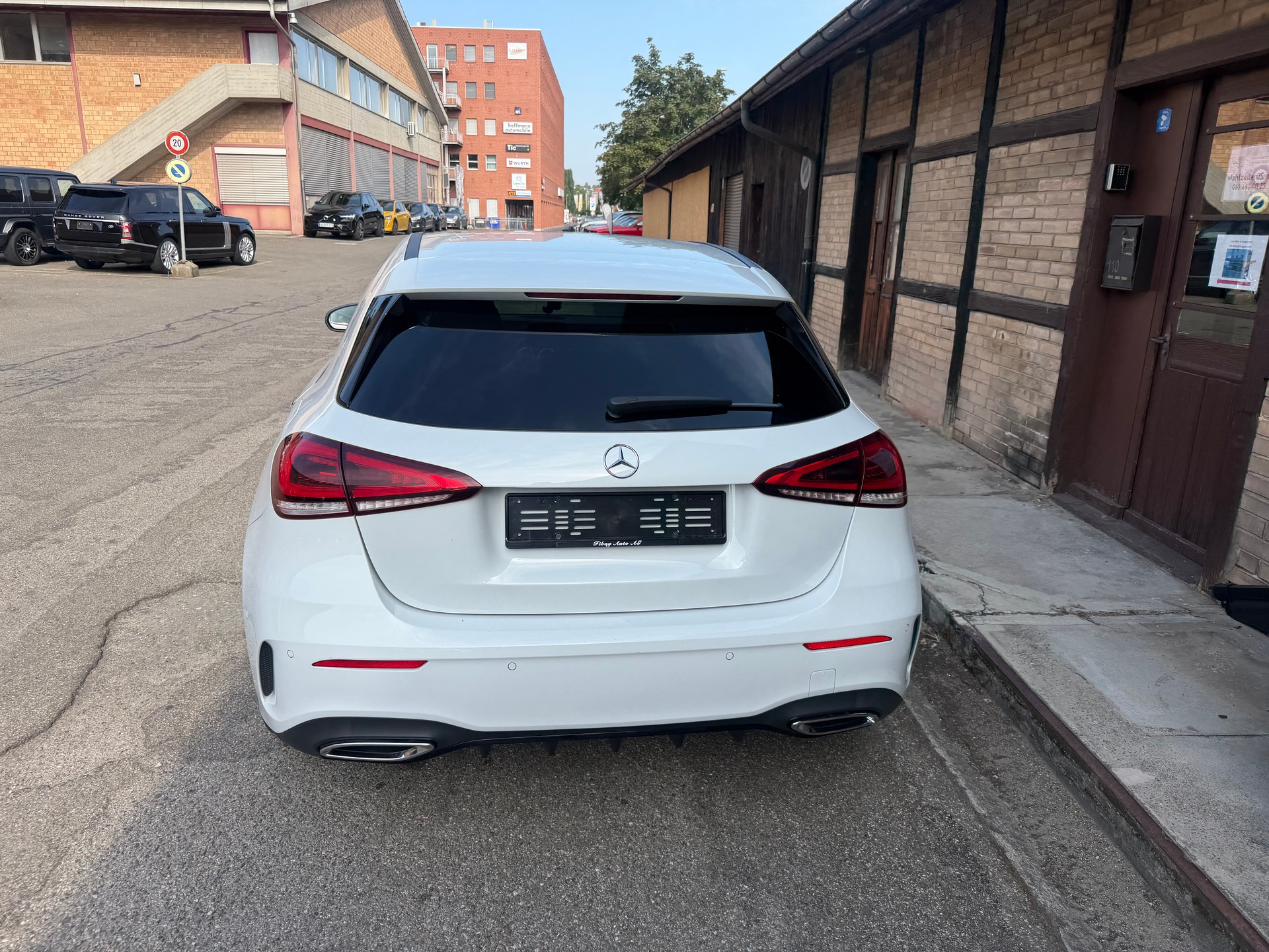 MERCEDES-BENZ A 250 4Matic AMG Line 4Matic 7G-DCT-image-5