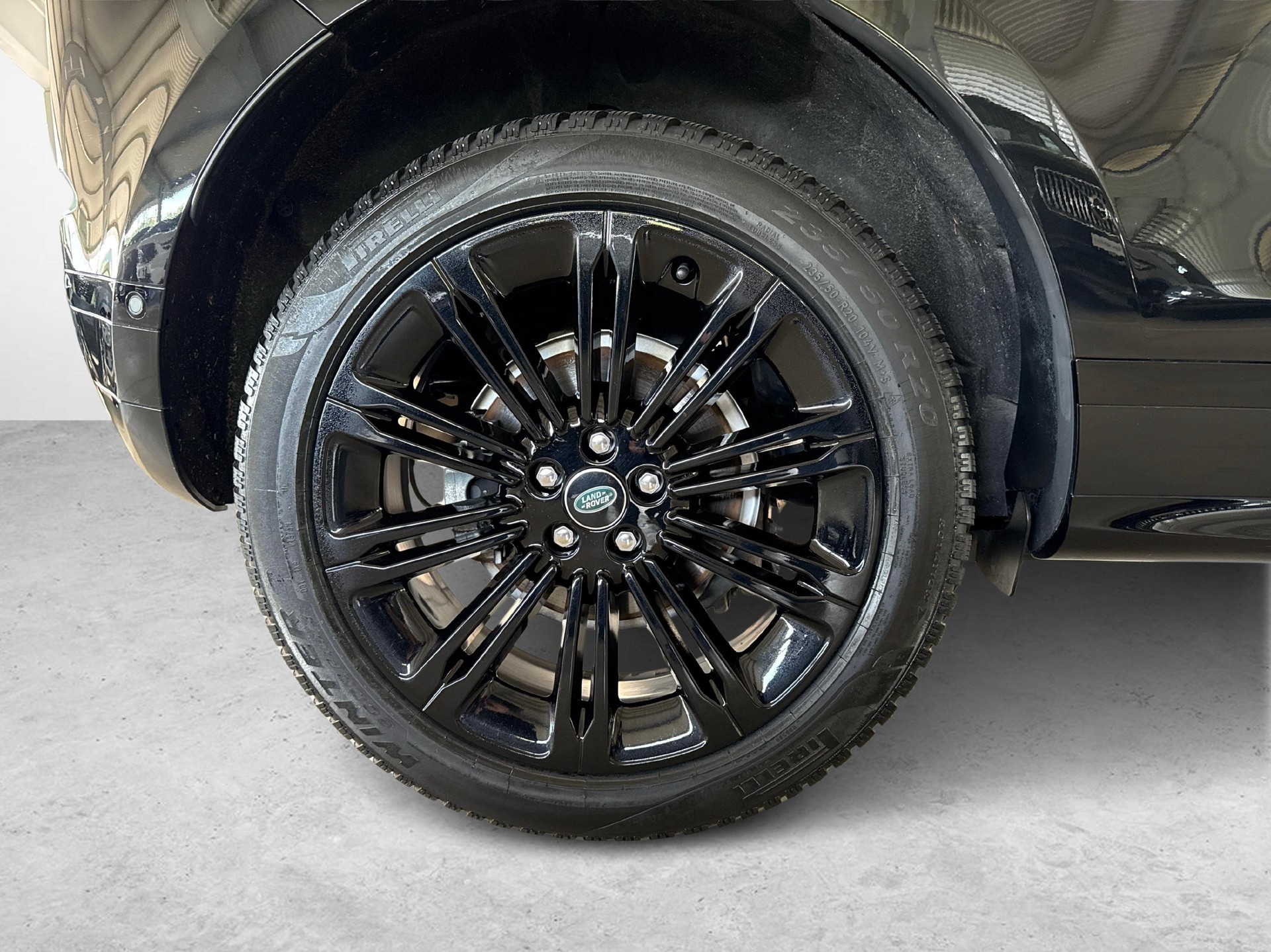 LAND ROVER Range Rover Evoque 2.0 T Dynamic SE + Pneumatici invernali & Servizi inclusi-image-13