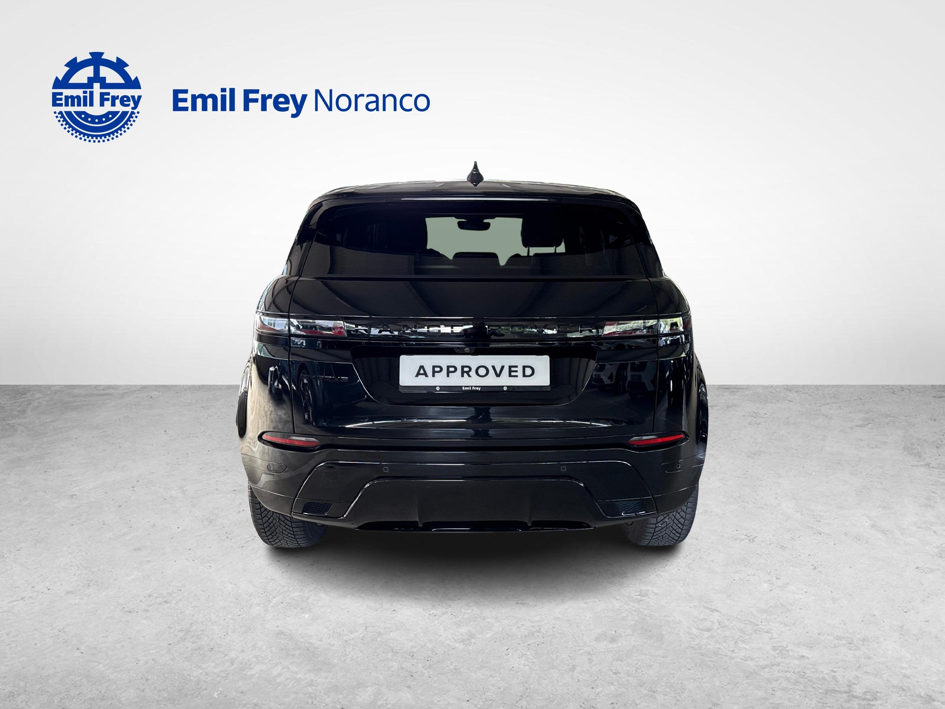 LAND ROVER Range Rover Evoque 2.0 T Dynamic SE + Pneumatici invernali & Servizi inclusi-image-3