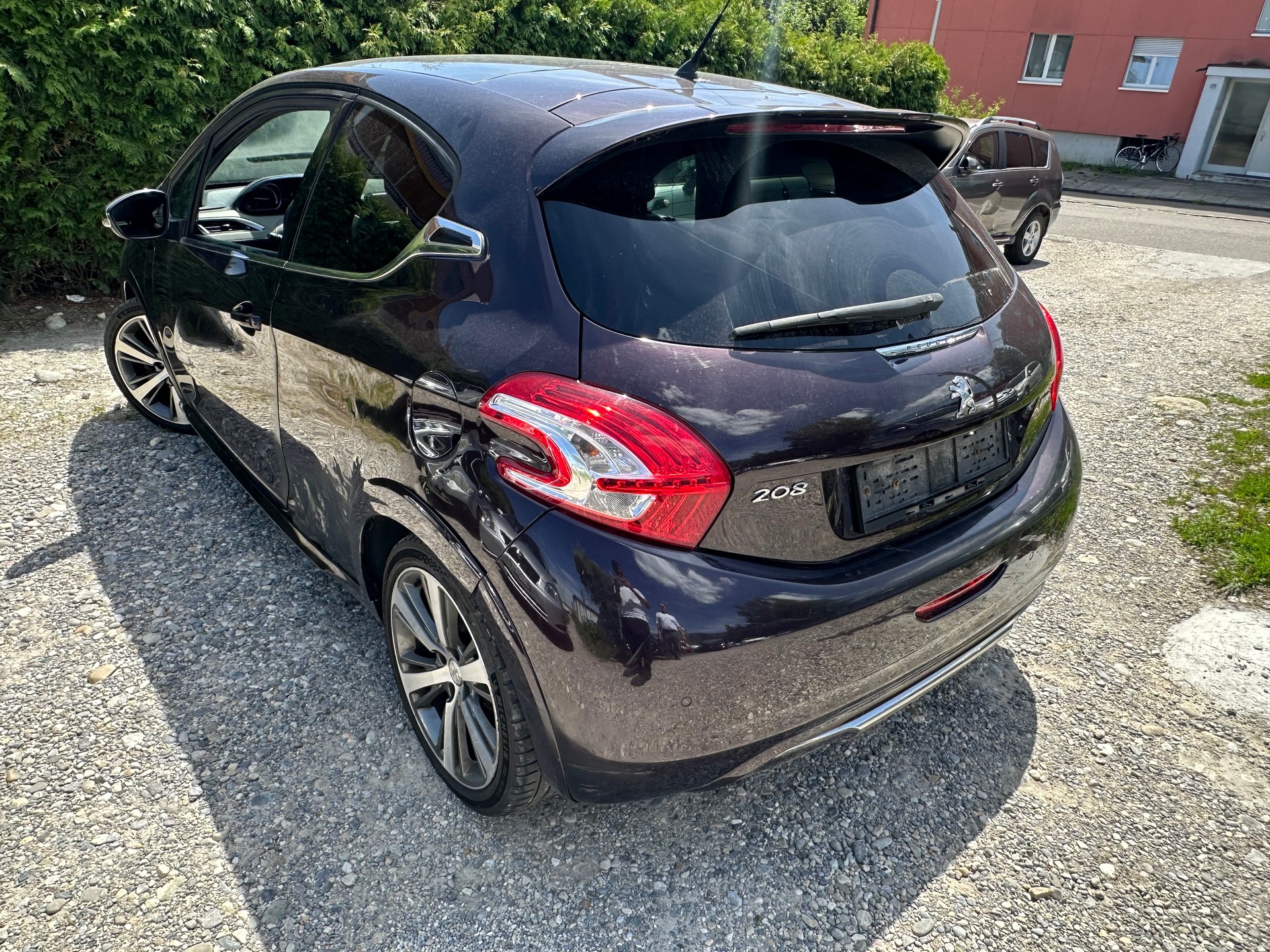 PEUGEOT 208 1.6 Turbo XY-image-5