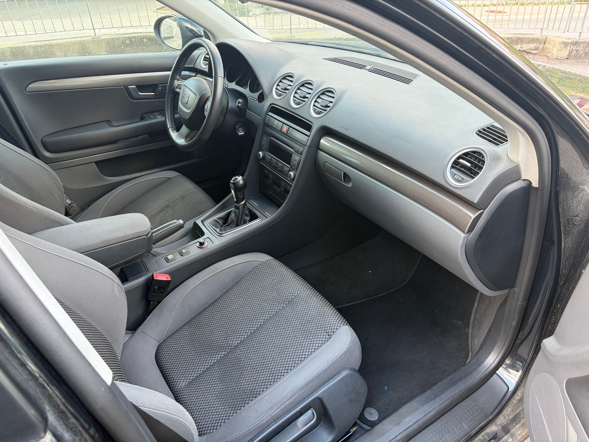 SEAT Exeo ST 1.8 TSI Reference-image-12