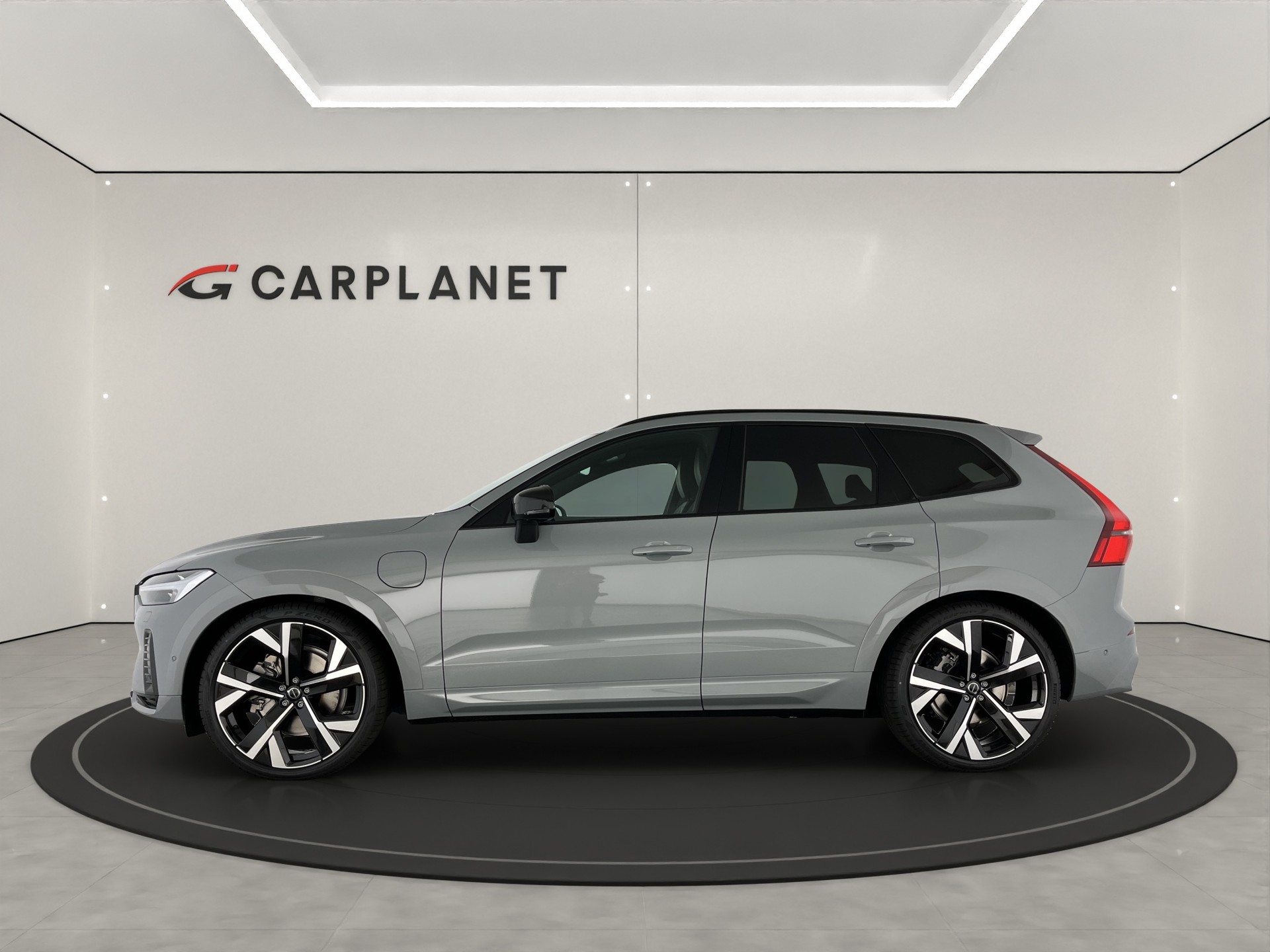 VOLVO XC60 2.0 T8 TE Black Edition eAWD-image-4