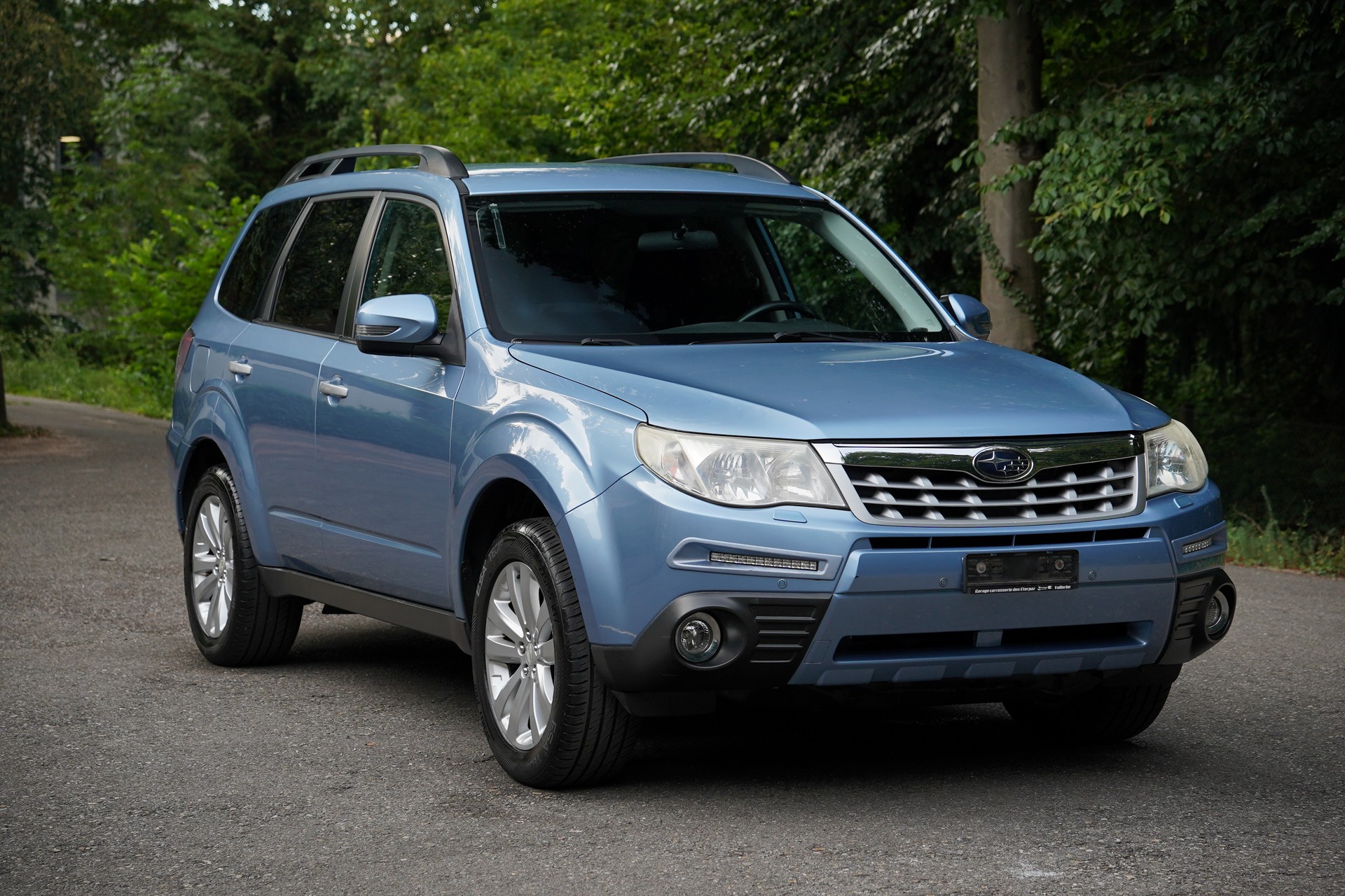 SUBARU Forester 2.0X Swiss Automatic-image-0