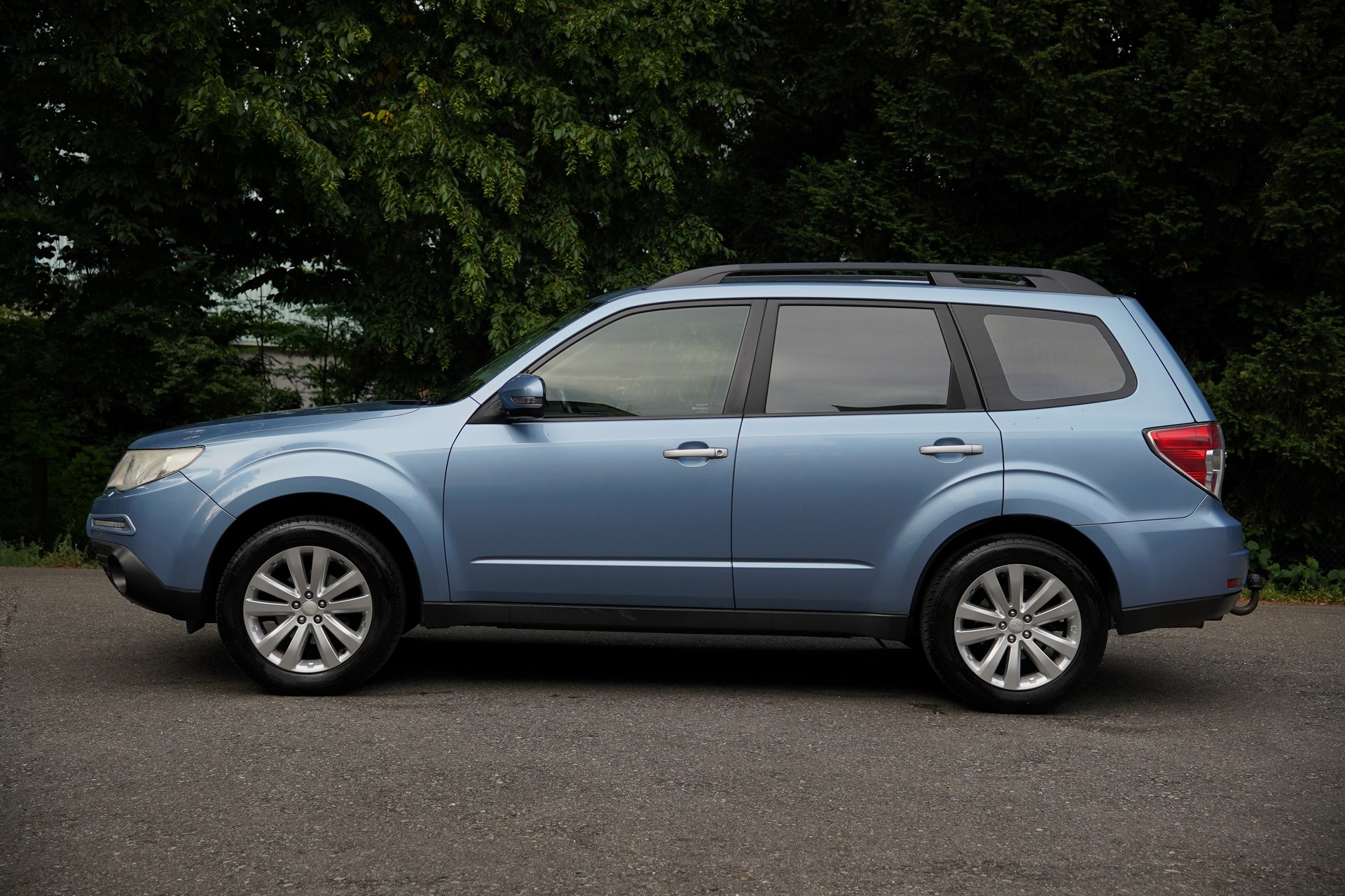 SUBARU Forester 2.0X Swiss Automatic-image-5